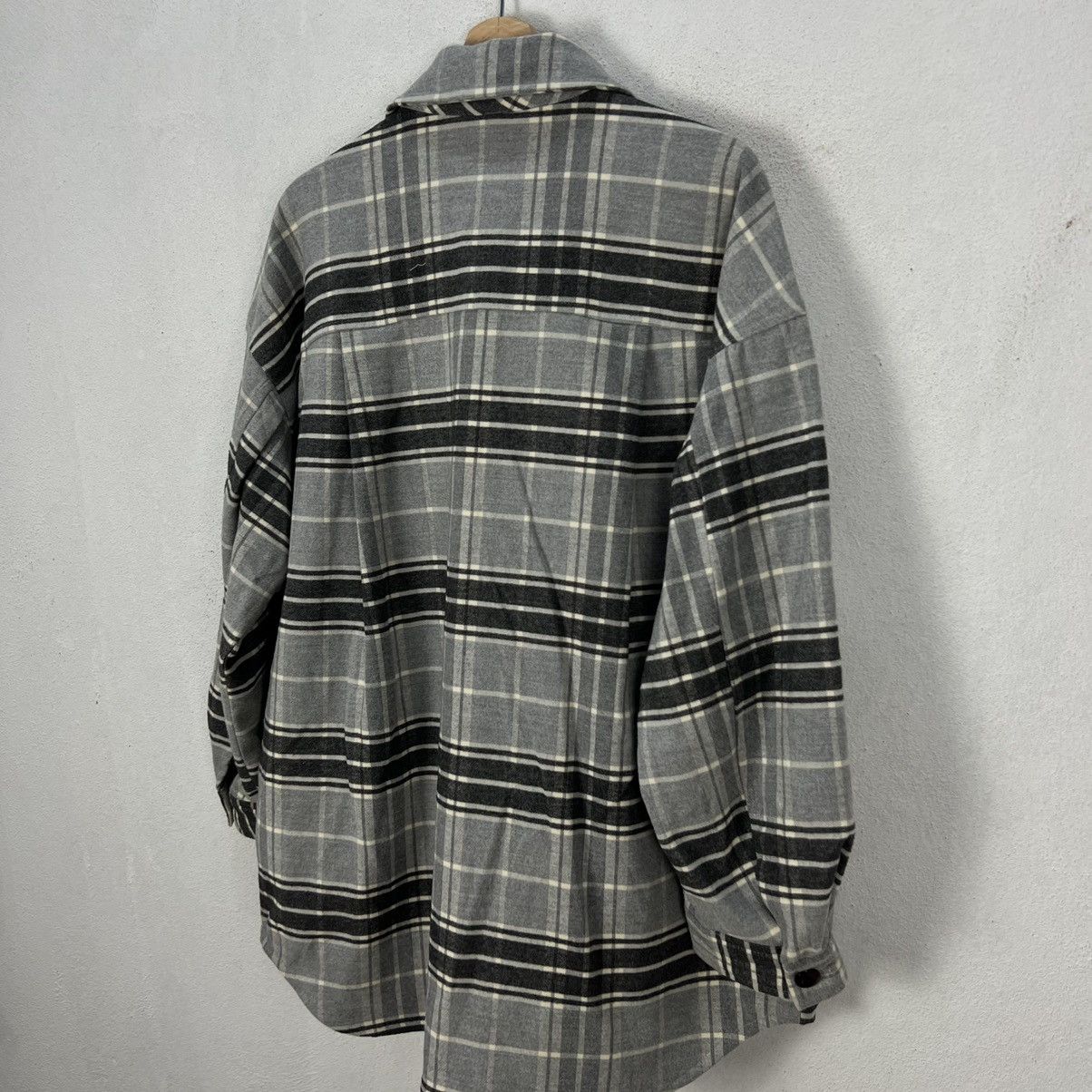 Flannel × Japanese Brand VINTAGE GU JAPAN FLANNEL JACKET TARTAN DESIGN GENTLY USED Size US XL / EU 56 / 4 - 10 Thumbnail