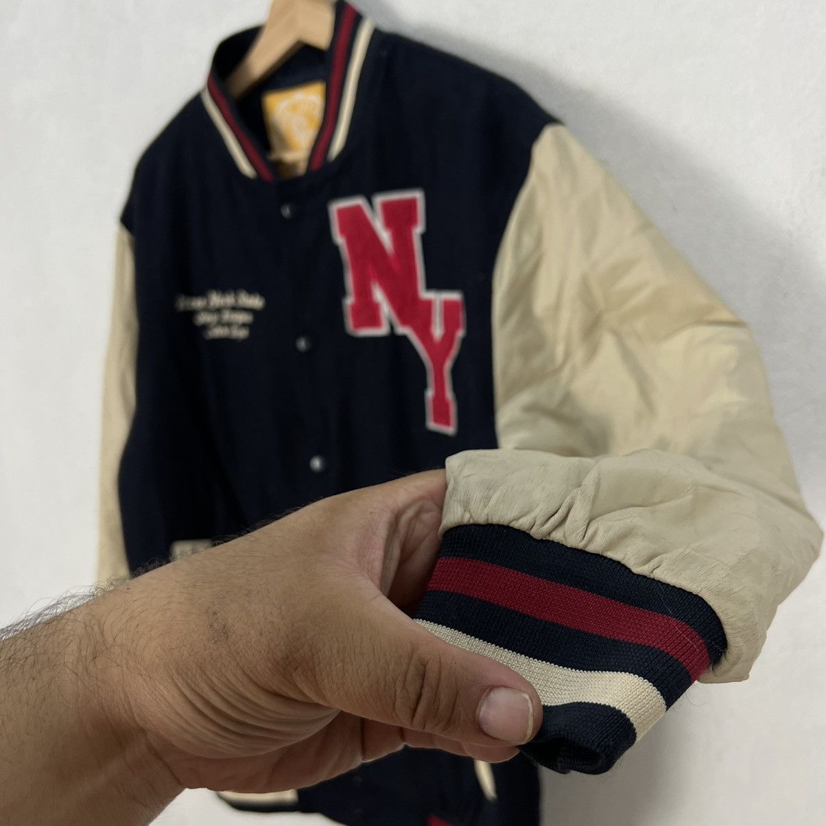 Japanese Brand VARSITY JACKET MLB NEW YORK BIG LOGO Size US M / EU 48-50 / 2 - 7 Thumbnail