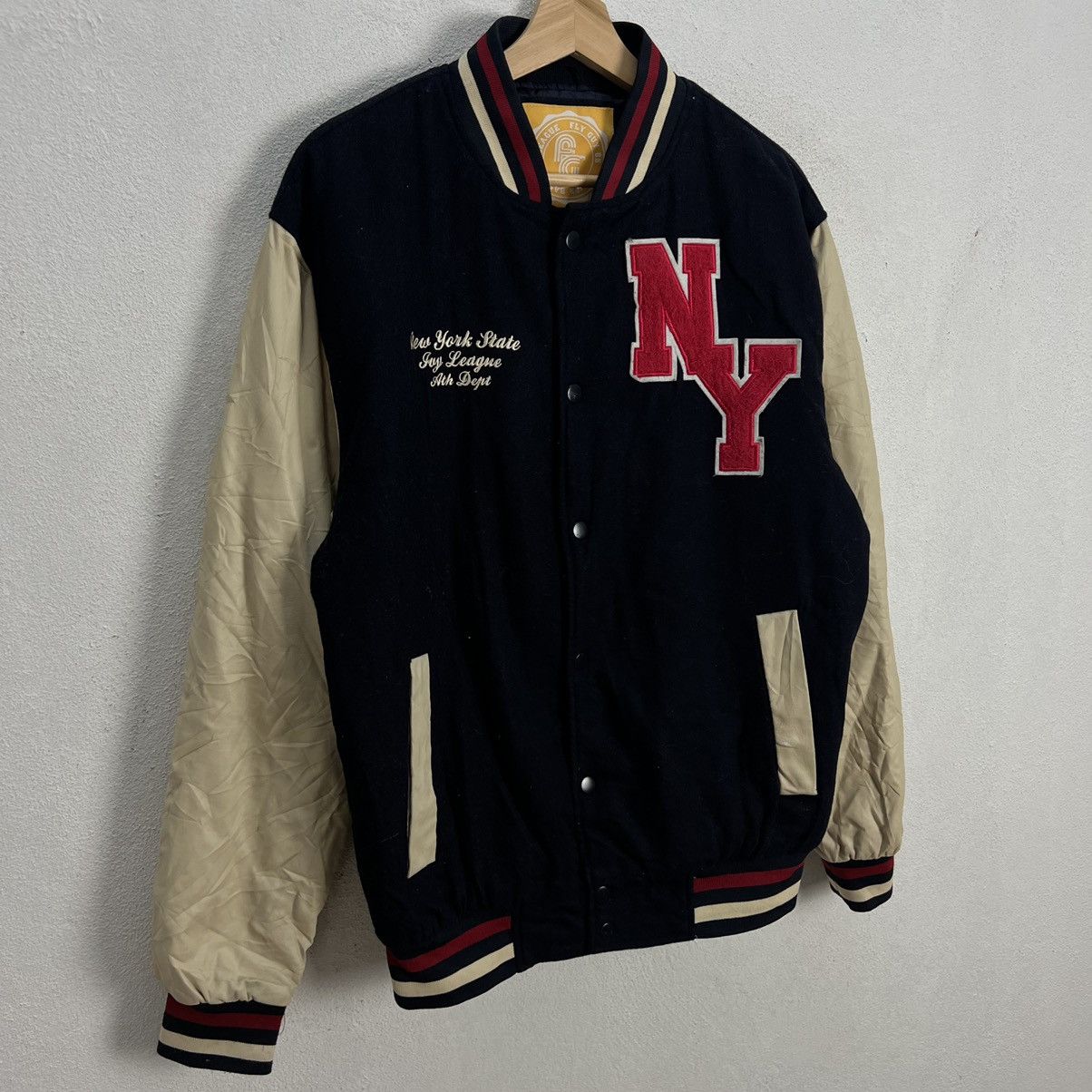 Japanese Brand VARSITY JACKET MLB NEW YORK BIG LOGO Size US M / EU 48-50 / 2 - 6 Thumbnail