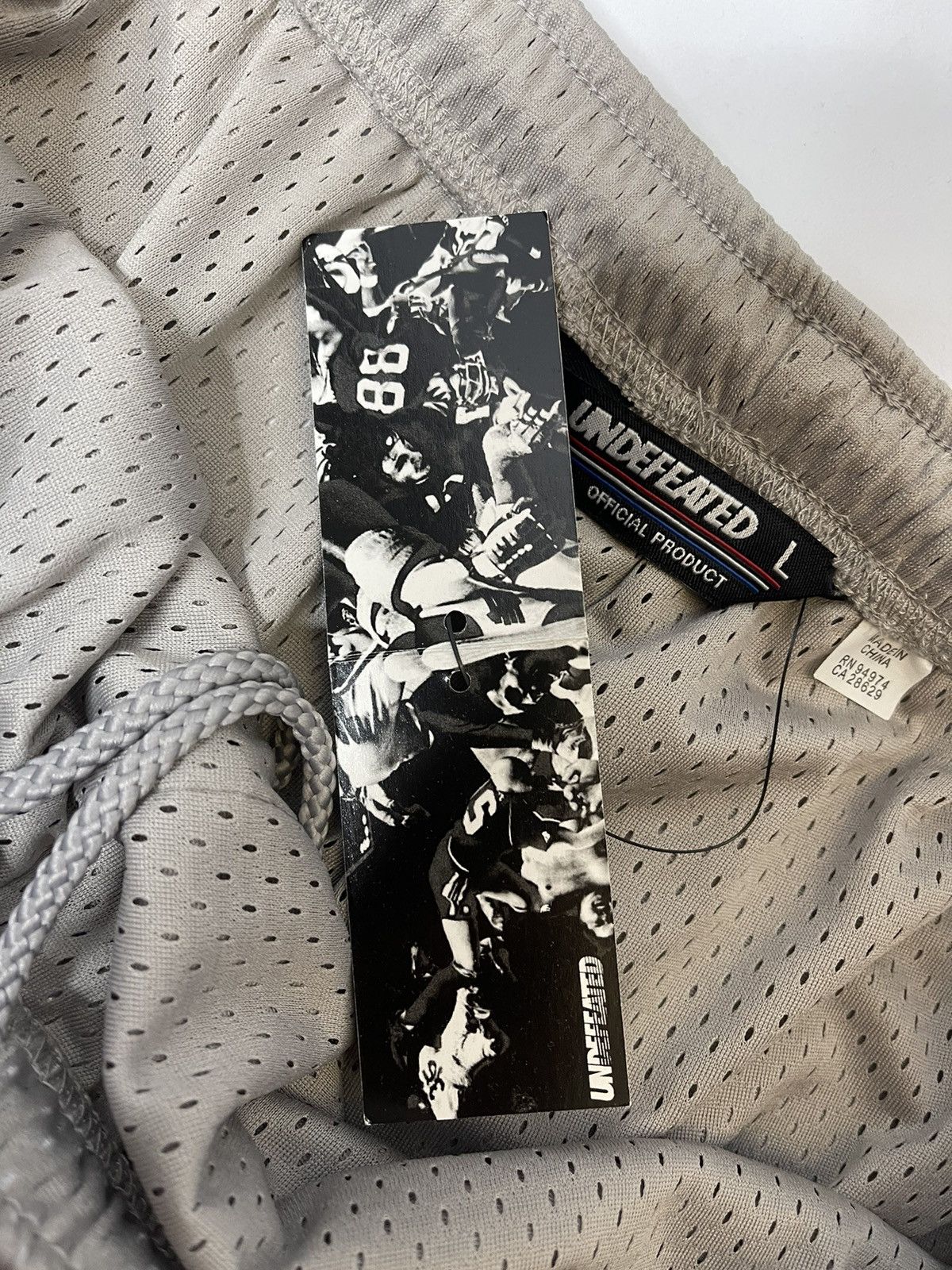 Undefeated Nike sb undefeated shorts yeezy supreme jordan huff kith Size US 32 / EU 48 - 7 Thumbnail