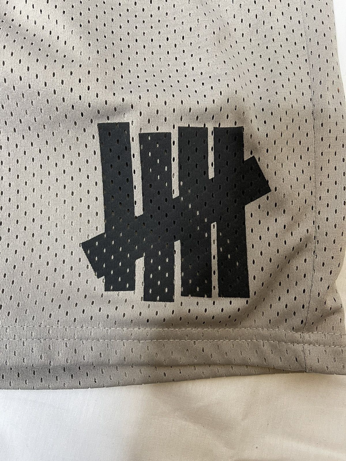 Undefeated Nike sb undefeated shorts yeezy supreme jordan huff kith Size US 32 / EU 48 - 2 Thumbnail