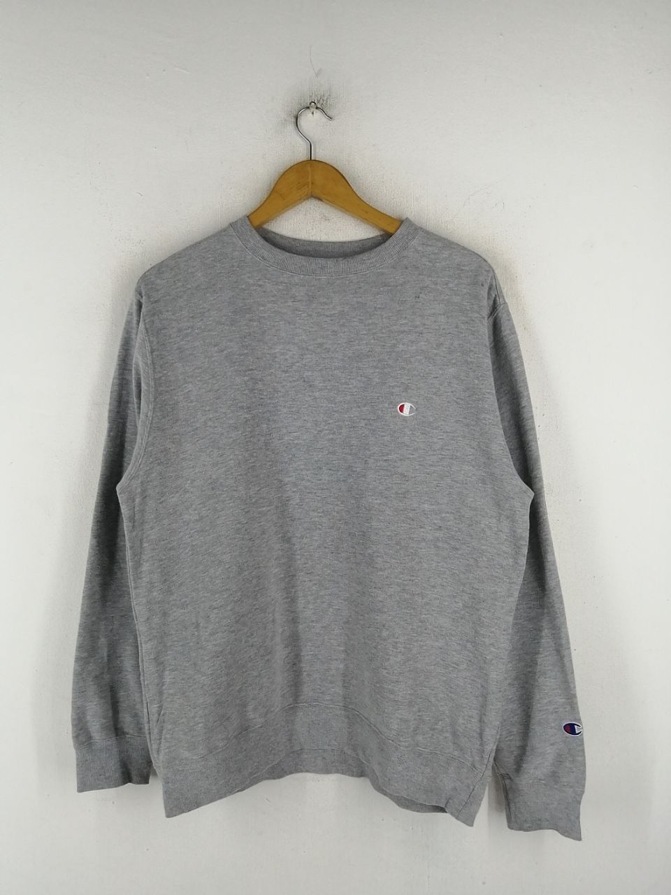 Small Logo Champion Grey Sweatshirt