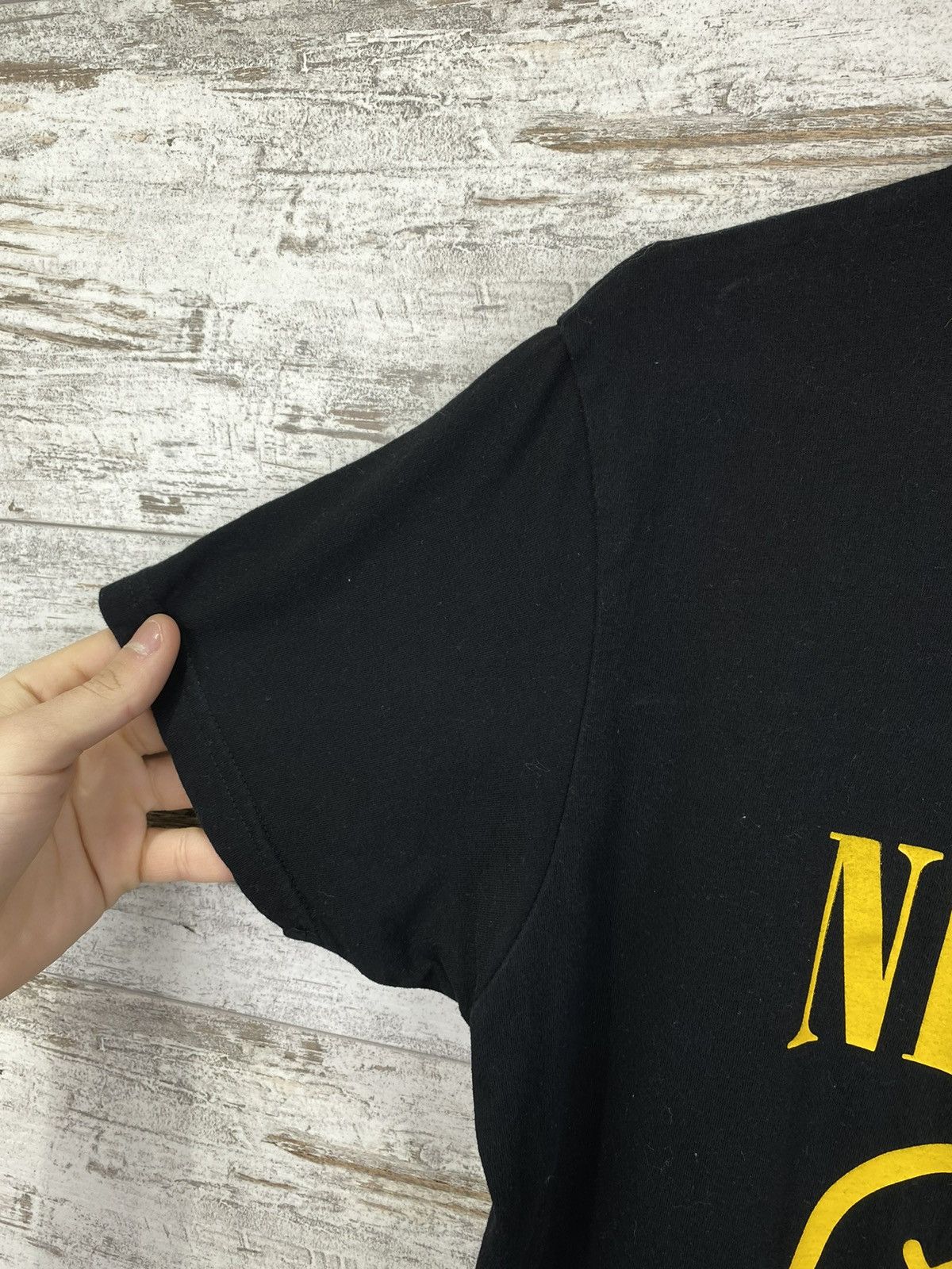 Nirvana × Vintage Mens Vintage Nirvana T Shirt rock band tee Size US M / EU 48-50 / 2 - 8 Thumbnail