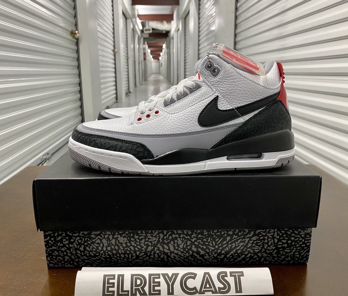 Jordan Brand × Nike Nike Air Jordan 3 Retro NRG Tinker 2018 Size US 10 / EU 43 - 2 Thumbnail