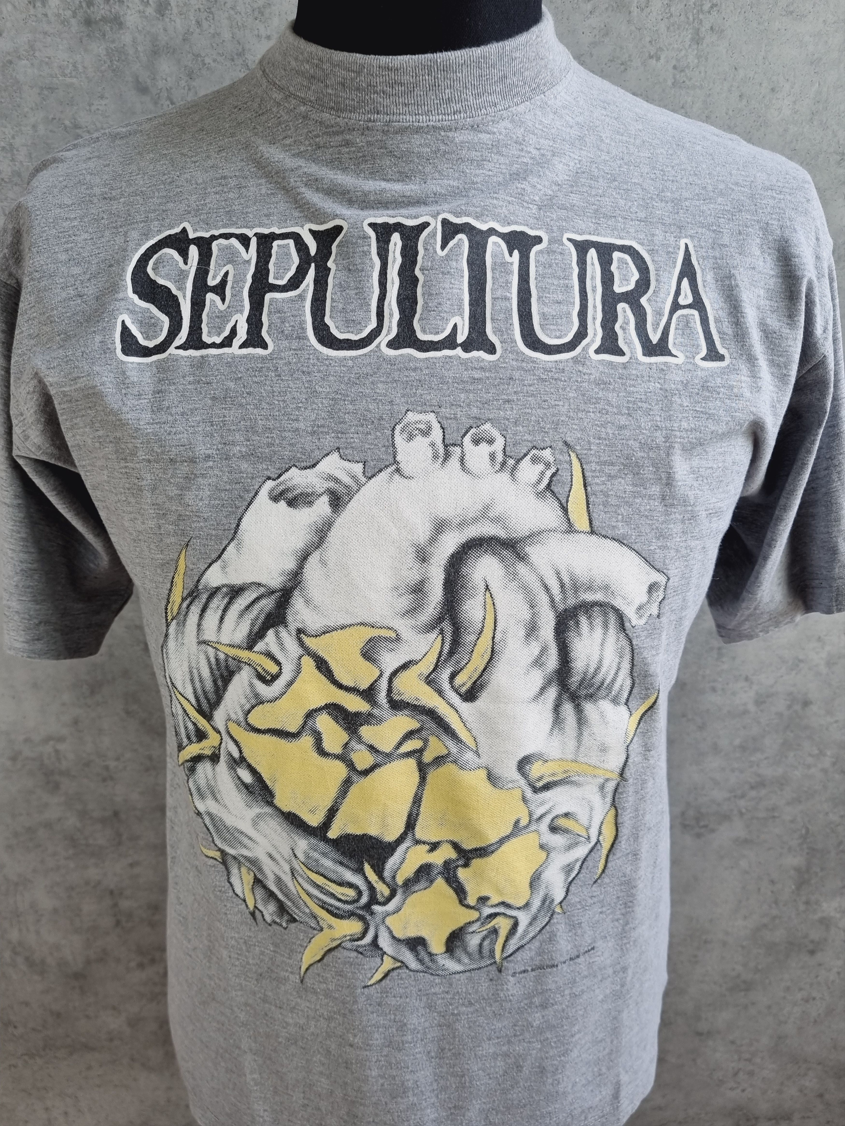 Band Tees Rare print 93s SEPULTURA CHAOS AD Vintage Tee shirt Size US L / EU 52-54 / 3 - 4 Thumbnail