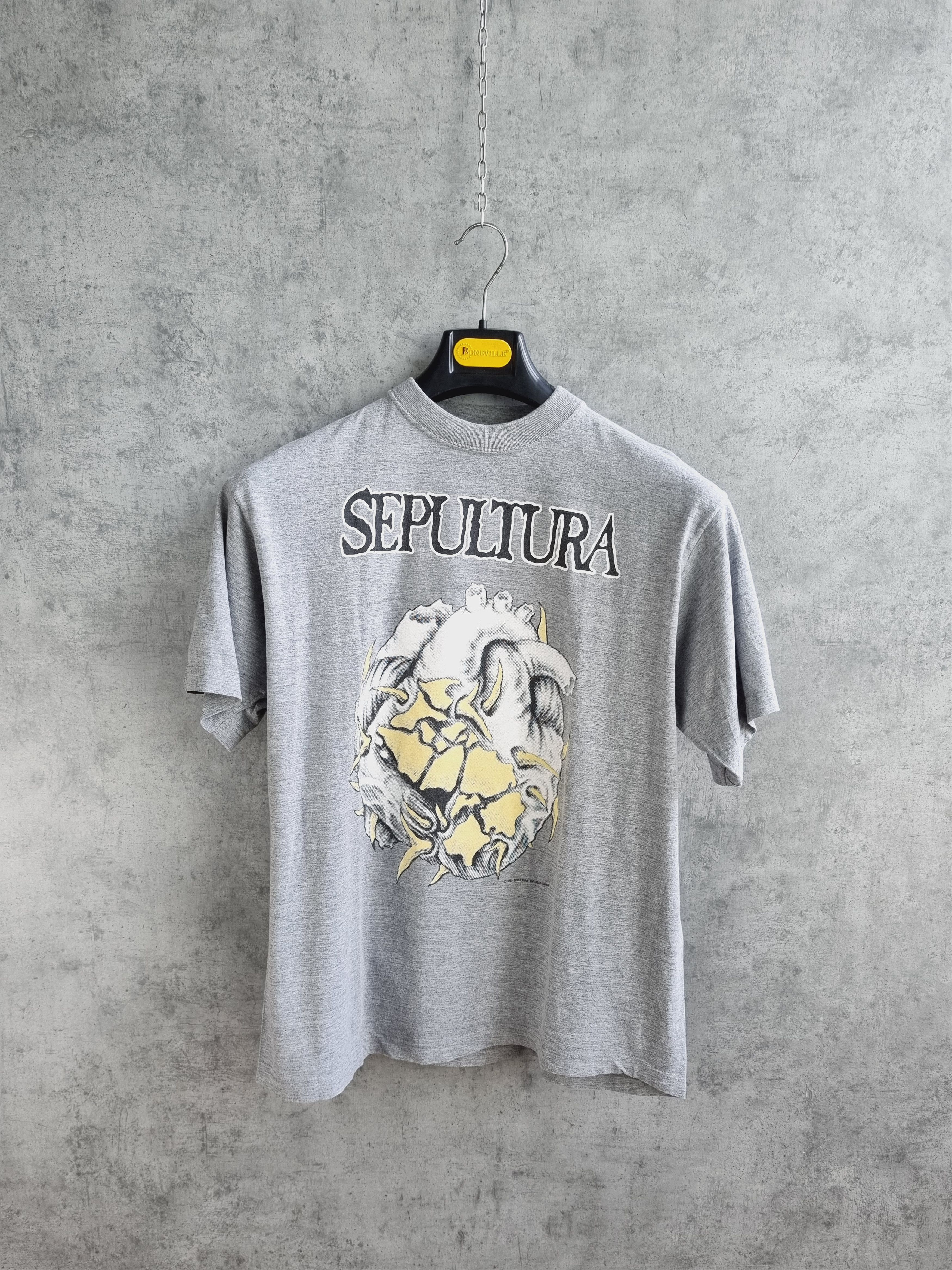 Band Tees Rare print 93s SEPULTURA CHAOS AD Vintage Tee shirt Size US L / EU 52-54 / 3 - 8 Thumbnail