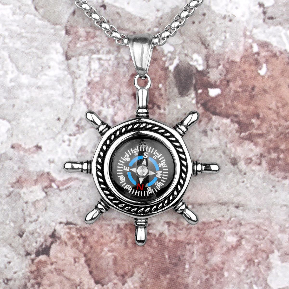 Jewelry 316L Stainless Steel Compass Pendant Necklace Size ONE SIZE - 2 Thumbnail