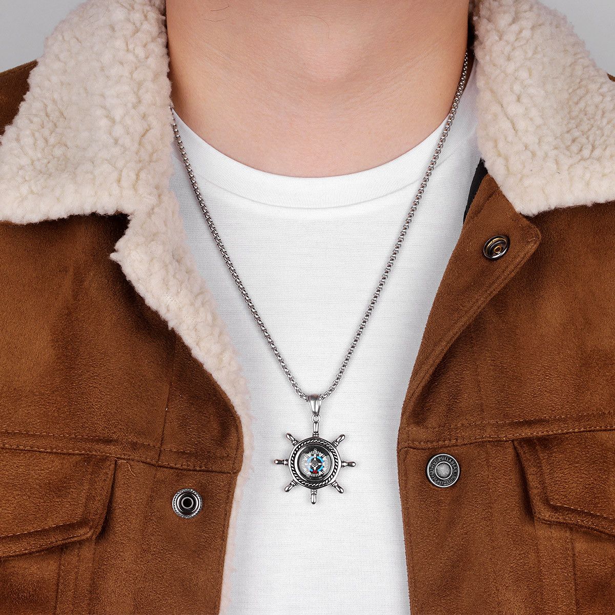 Jewelry 316L Stainless Steel Compass Pendant Necklace Size ONE SIZE - 3 Thumbnail
