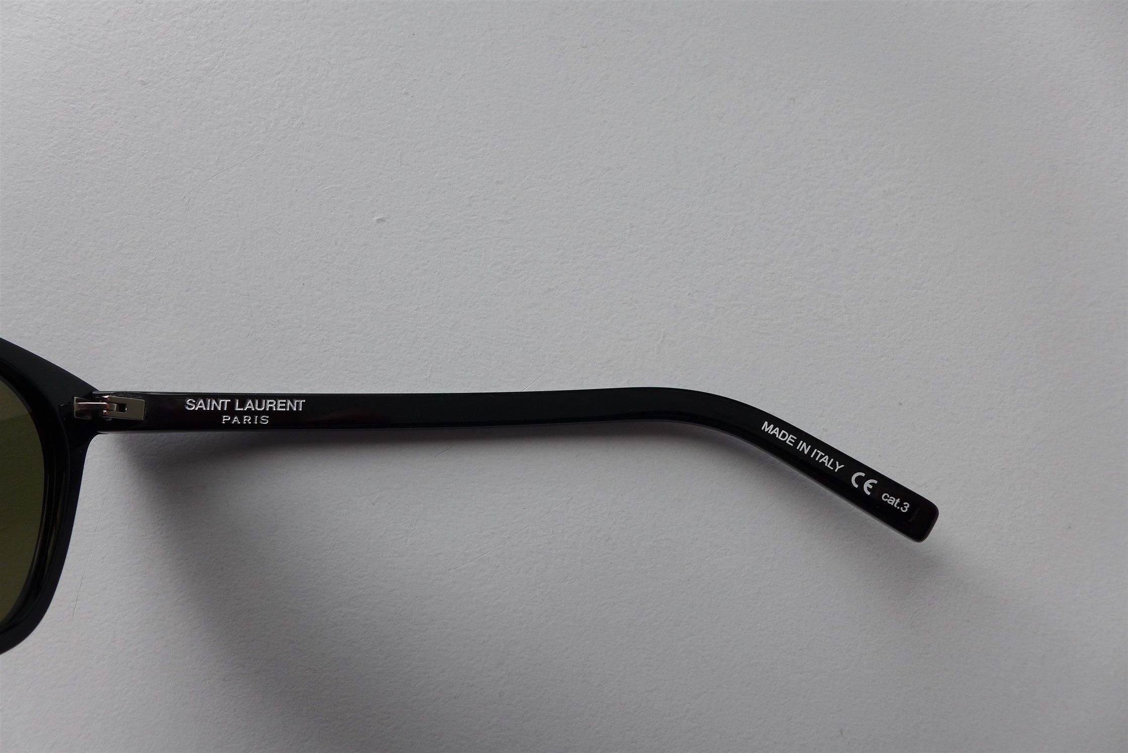 Saint Laurent Paris Saint Laurent Classic SL28 Sunglasses - Black & Gold Size ONE SIZE - 11 Thumbnail