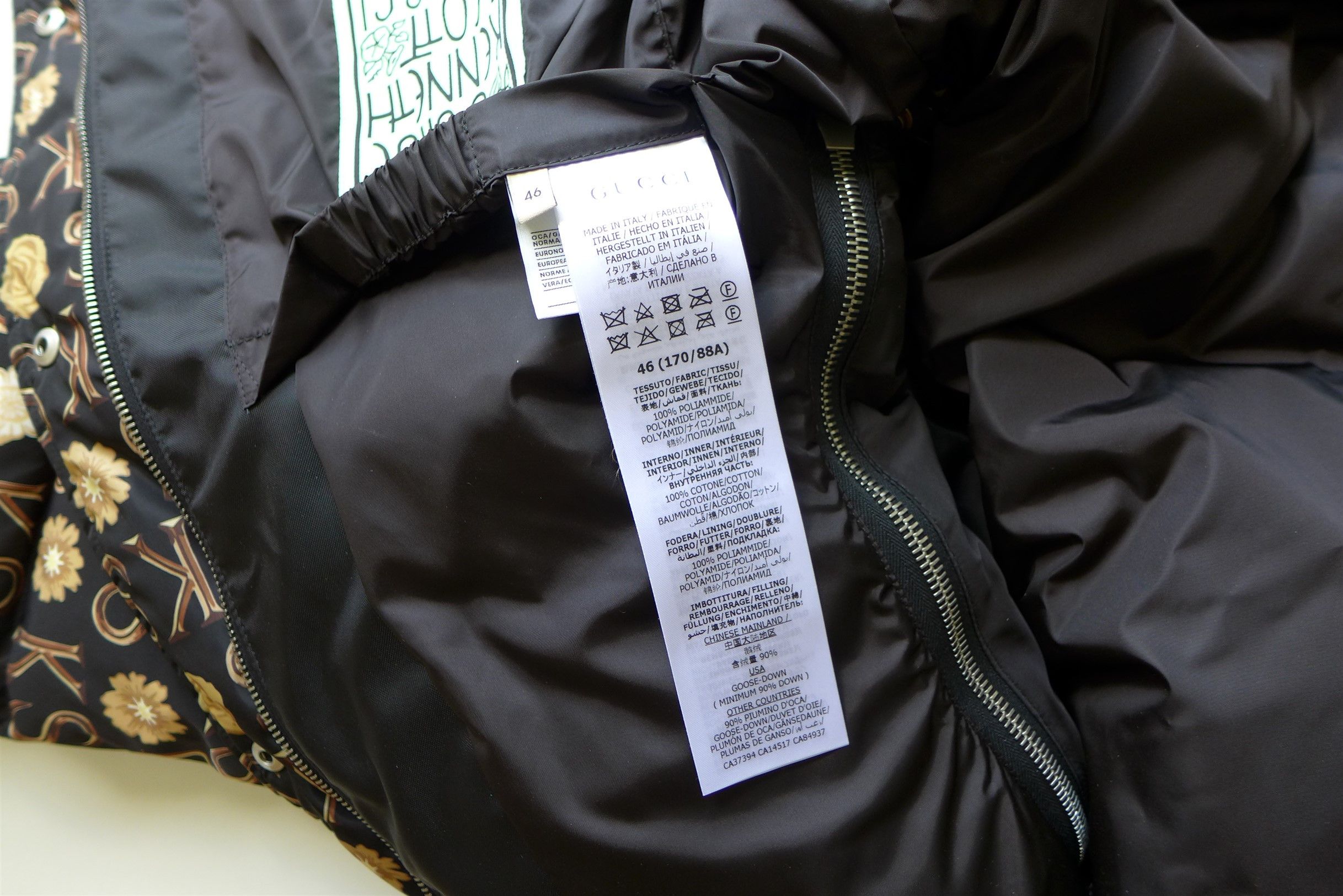 Gucci Gucci x Ken Scott Convertible Down Jacket. Size US S / EU 44-46 / 1 - 22 Thumbnail