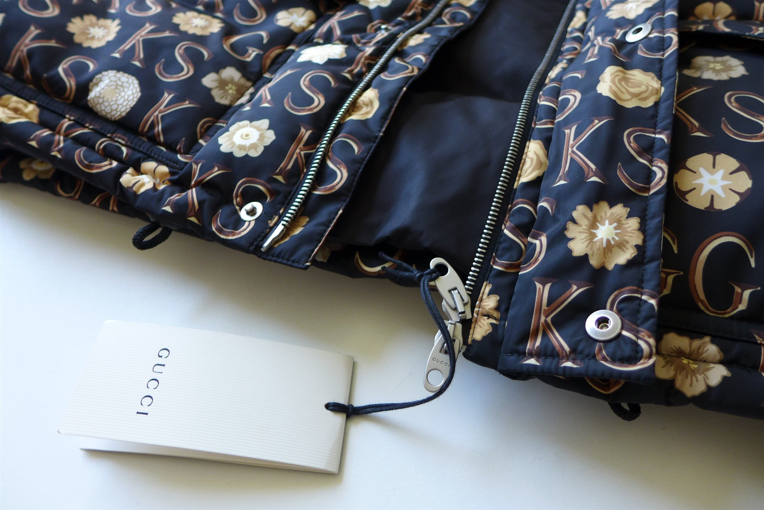 Gucci Gucci x Ken Scott Convertible Down Jacket Size US M / EU 48-50 / 2 - 14 Thumbnail