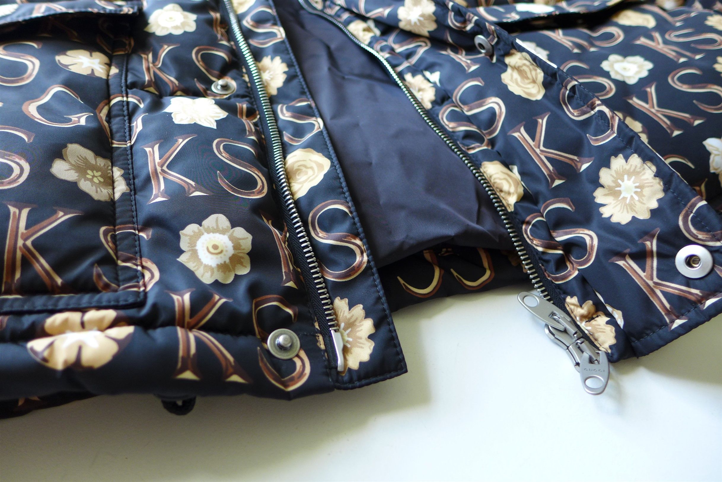 Gucci Gucci x Ken Scott Convertible Down Jacket Size US M / EU 48-50 / 2 - 15 Thumbnail
