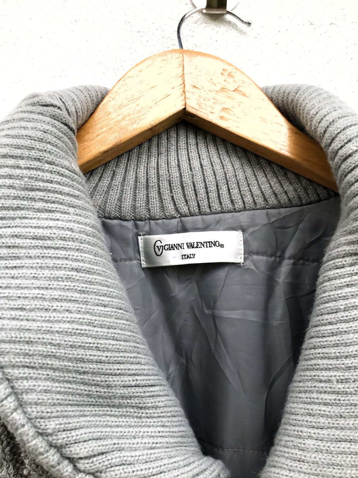Gianni Valentino × Valentino × Vintage Gianni Valentino Shawl Collar Button Sweatshirt Sweater Size US M / EU 48-50 / 2 - 7 Thumbnail
