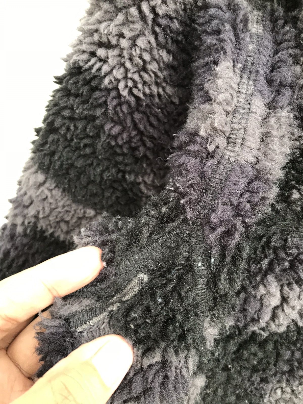 Uniqlo Uniqlo Camo Sherpa Jacket Size US S / EU 44-46 / 1 - 6 Thumbnail