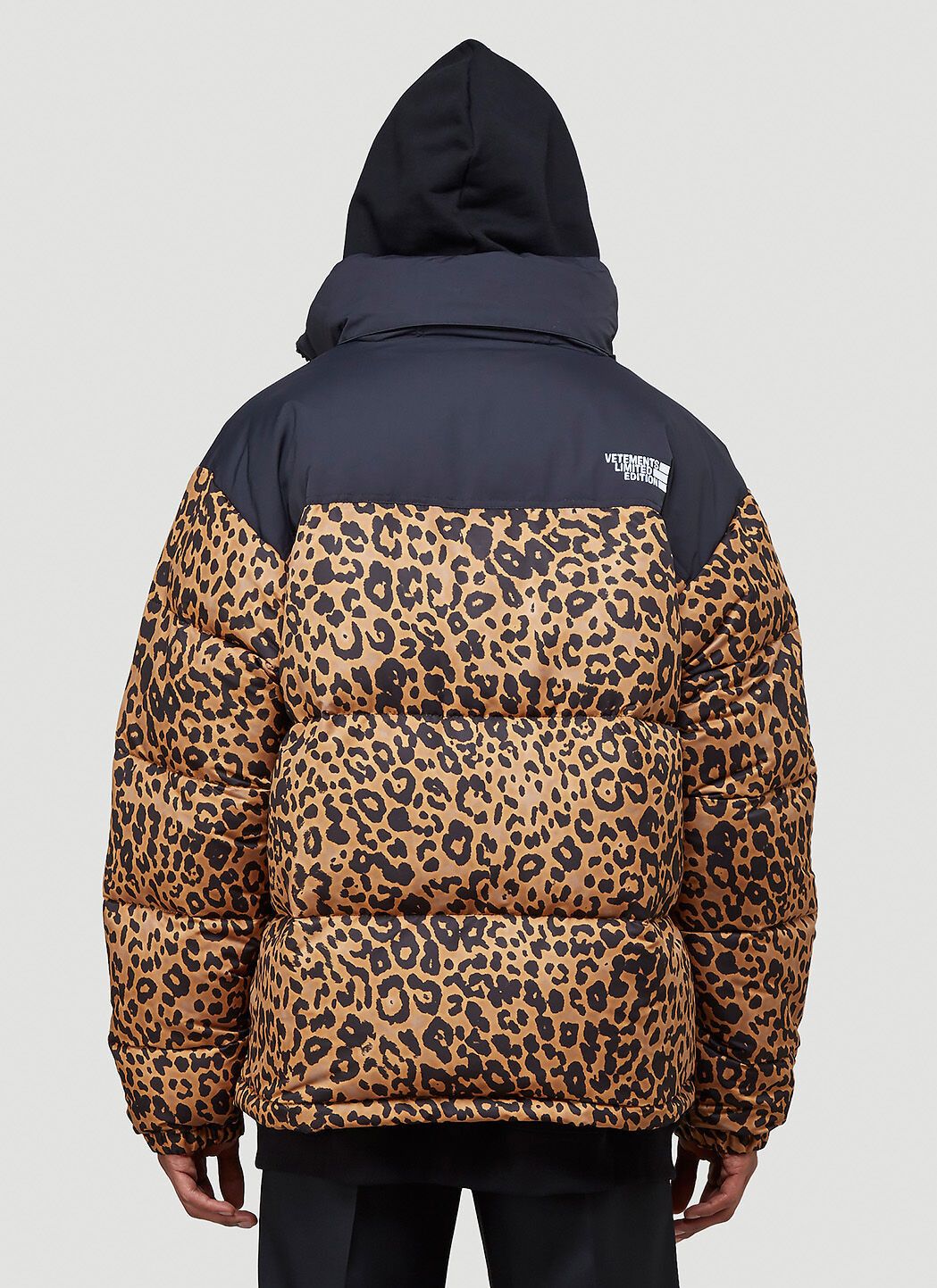 Vetements Vetements Limited Edition Leopard Print Down Puffer Jacket Size US M / EU 48-50 / 2 - 5 Thumbnail