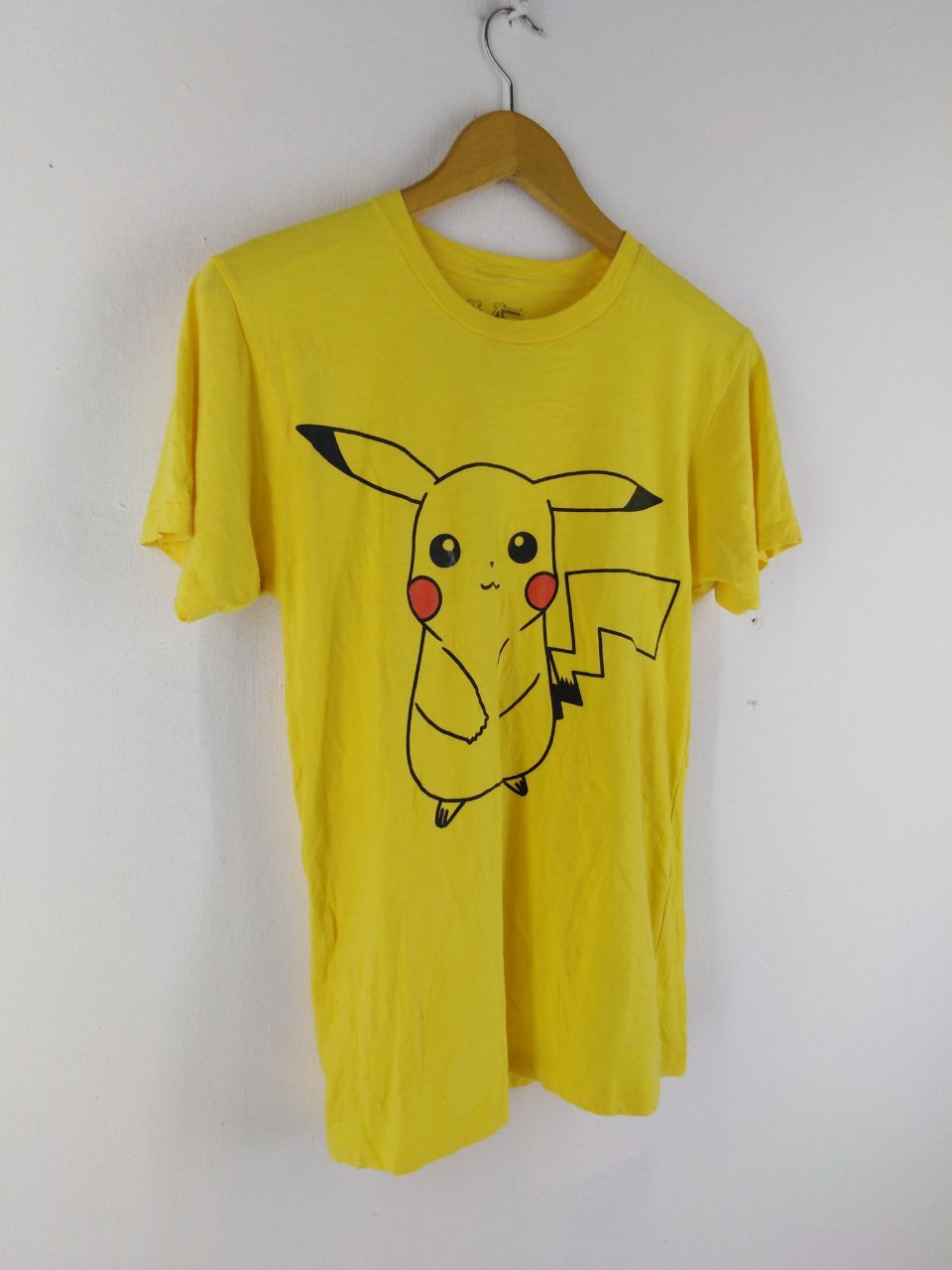 Anime × Japanese Brand × Pokemon 2011 TRADEMARKS PIKACHU SHIRT Size US S / EU 44-46 / 1 - 4 Thumbnail