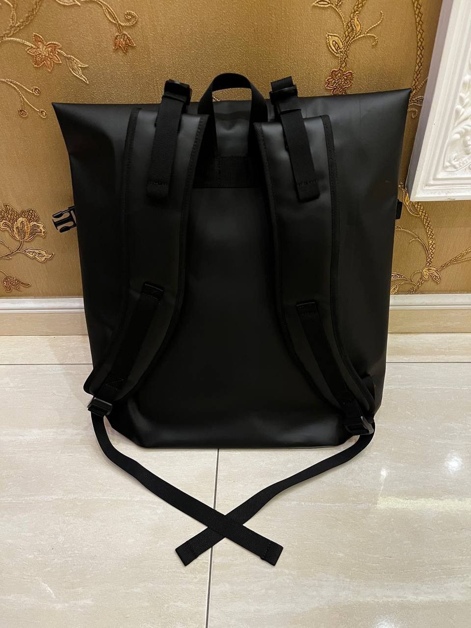 Gap × Kanye West Kanye West Yeezy x Gap Dry Bag Engineered by Balenciaga Size ONE SIZE - 4 Thumbnail