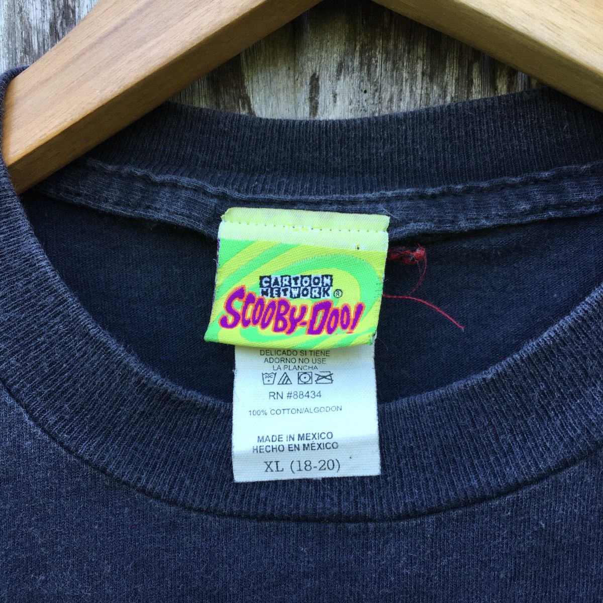 Cartoon Network Thrashed Faded Vintage Scooby-Doo Cartoon Network ERD TEE Size US M / EU 48-50 / 2 - 3 Thumbnail