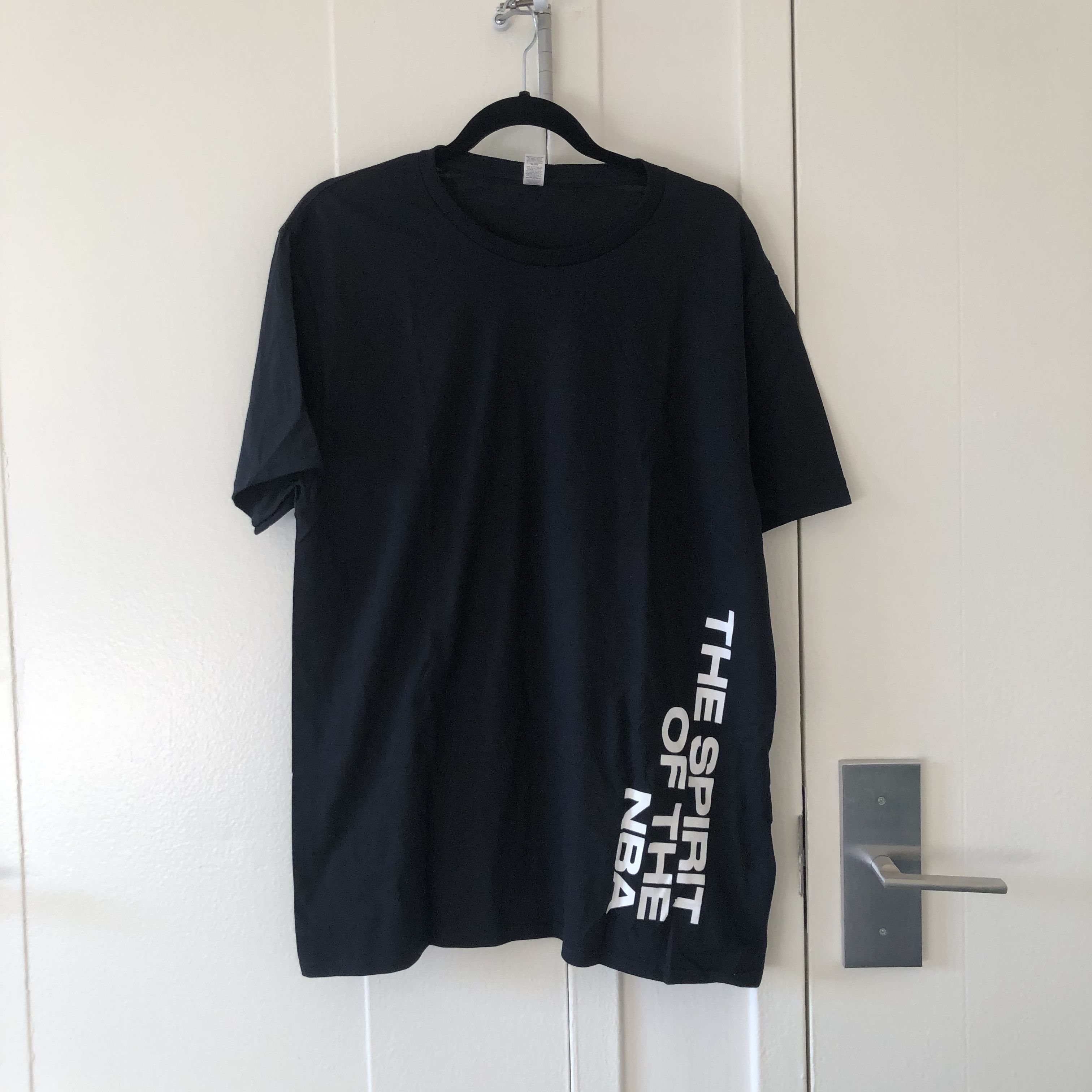 Hennessy NBA x Hennessey Spirit of the NBA T-Shirt Size US L / EU 52-54 / 3 - 1 Thumbnail