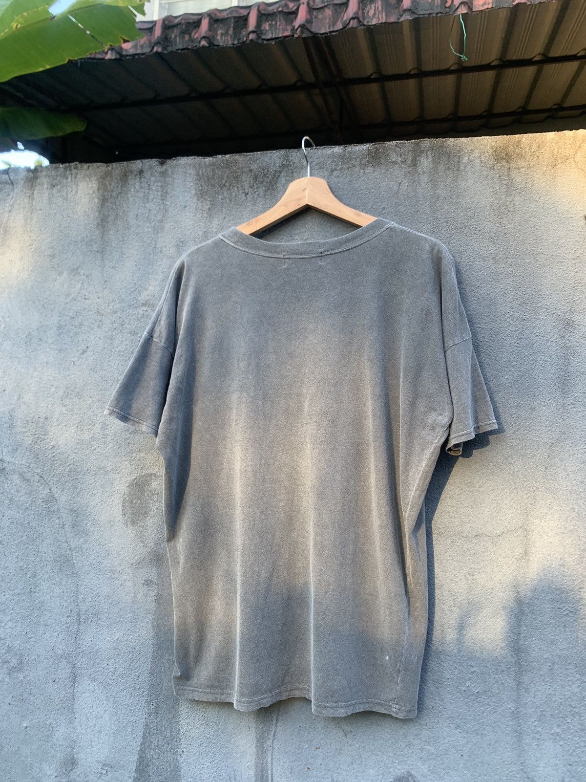 CABANE de ZUCCa Vintage CABANE DE ZUCCA “ON THE WALL OFF THE WALL FADED TEE Size US M / EU 48-50 / 2 - 9 Thumbnail