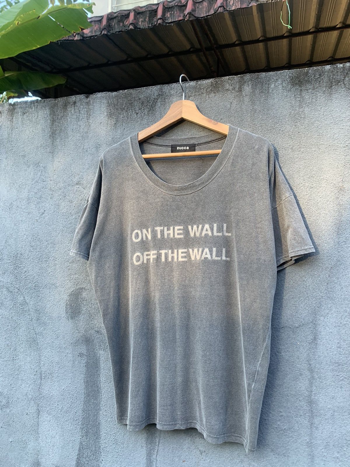CABANE de ZUCCa Vintage CABANE DE ZUCCA “ON THE WALL OFF THE WALL FADED TEE Size US M / EU 48-50 / 2 - 2 Thumbnail