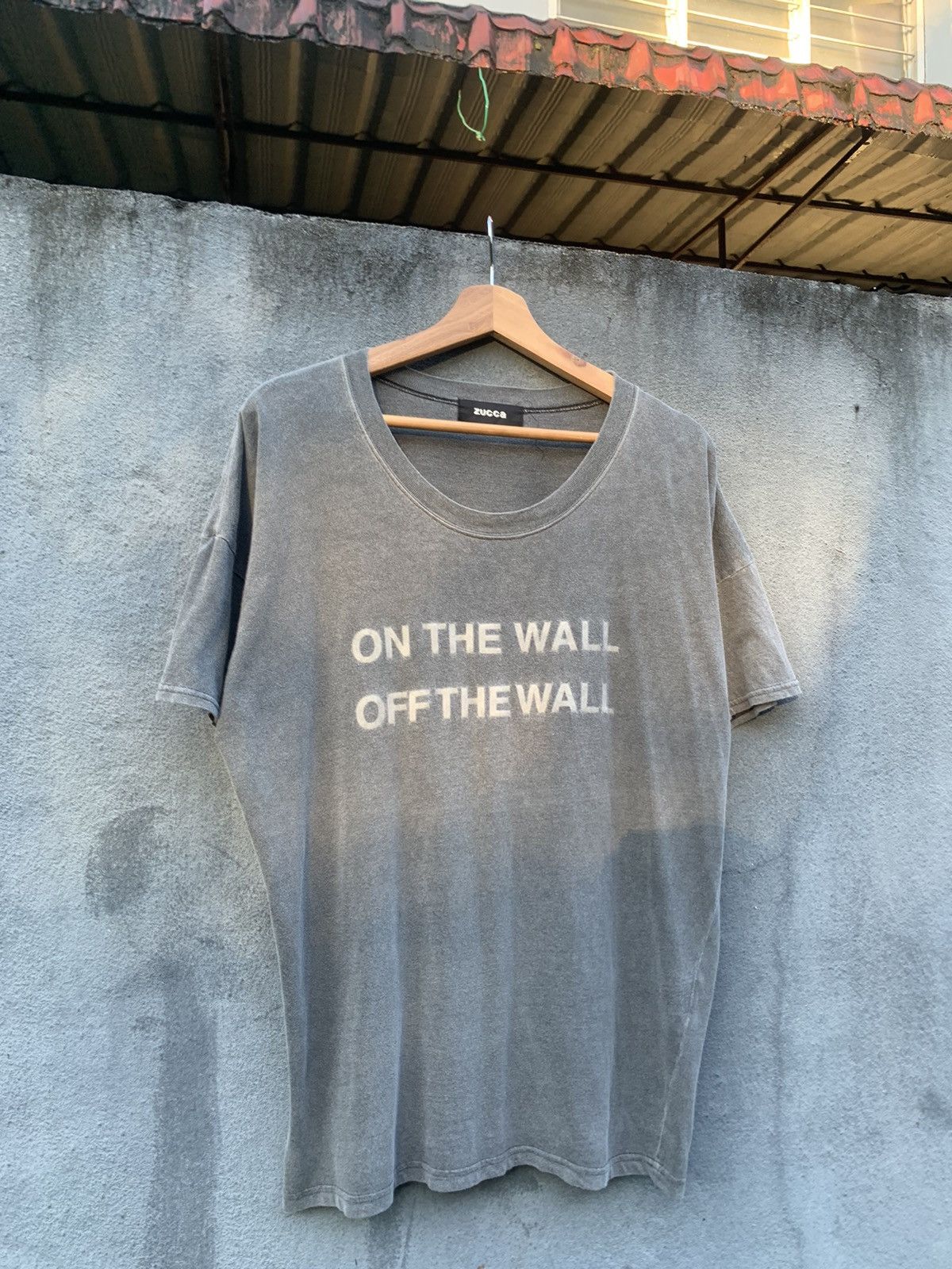 CABANE de ZUCCa Vintage CABANE DE ZUCCA “ON THE WALL OFF THE WALL FADED TEE Size US M / EU 48-50 / 2 - 3 Thumbnail
