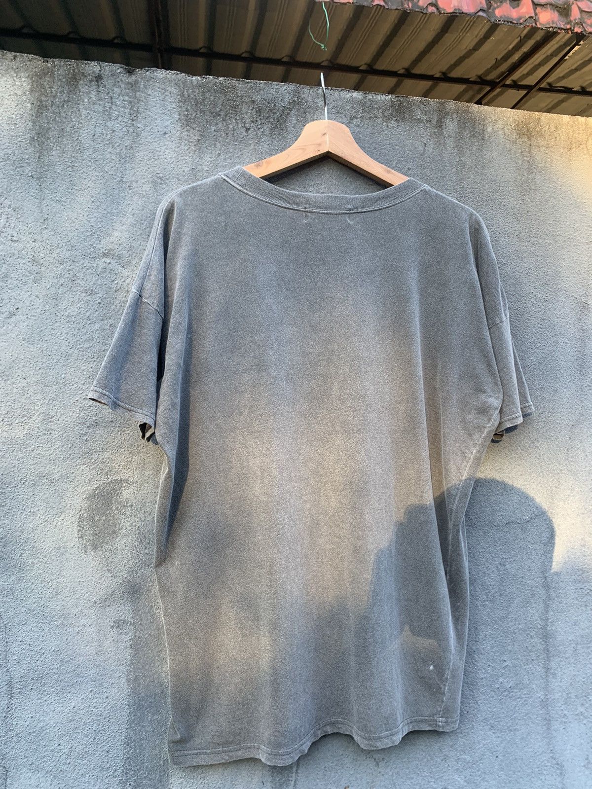 CABANE de ZUCCa Vintage CABANE DE ZUCCA “ON THE WALL OFF THE WALL FADED TEE Size US M / EU 48-50 / 2 - 10 Thumbnail