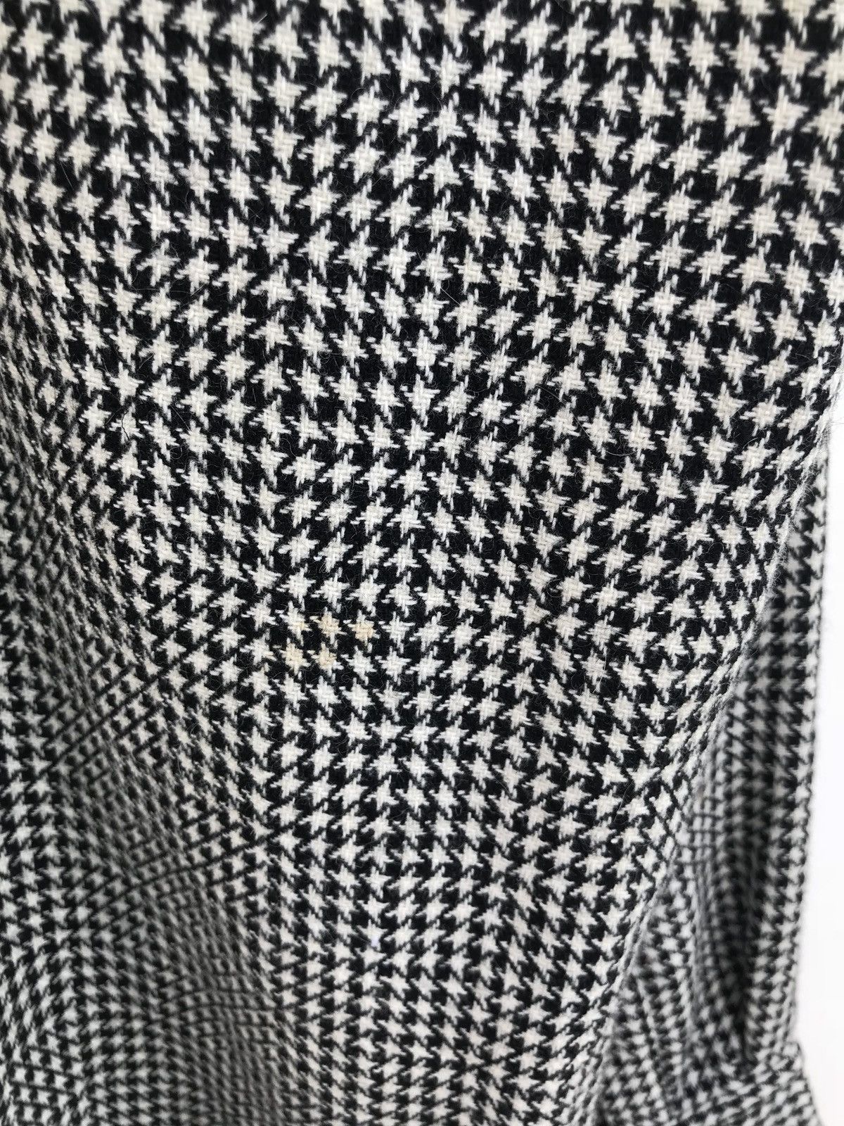 Japanese Brand Made In Japan LS Houndstooth Wool Button Down Shirts Size US L / EU 52-54 / 3 - 4 Thumbnail