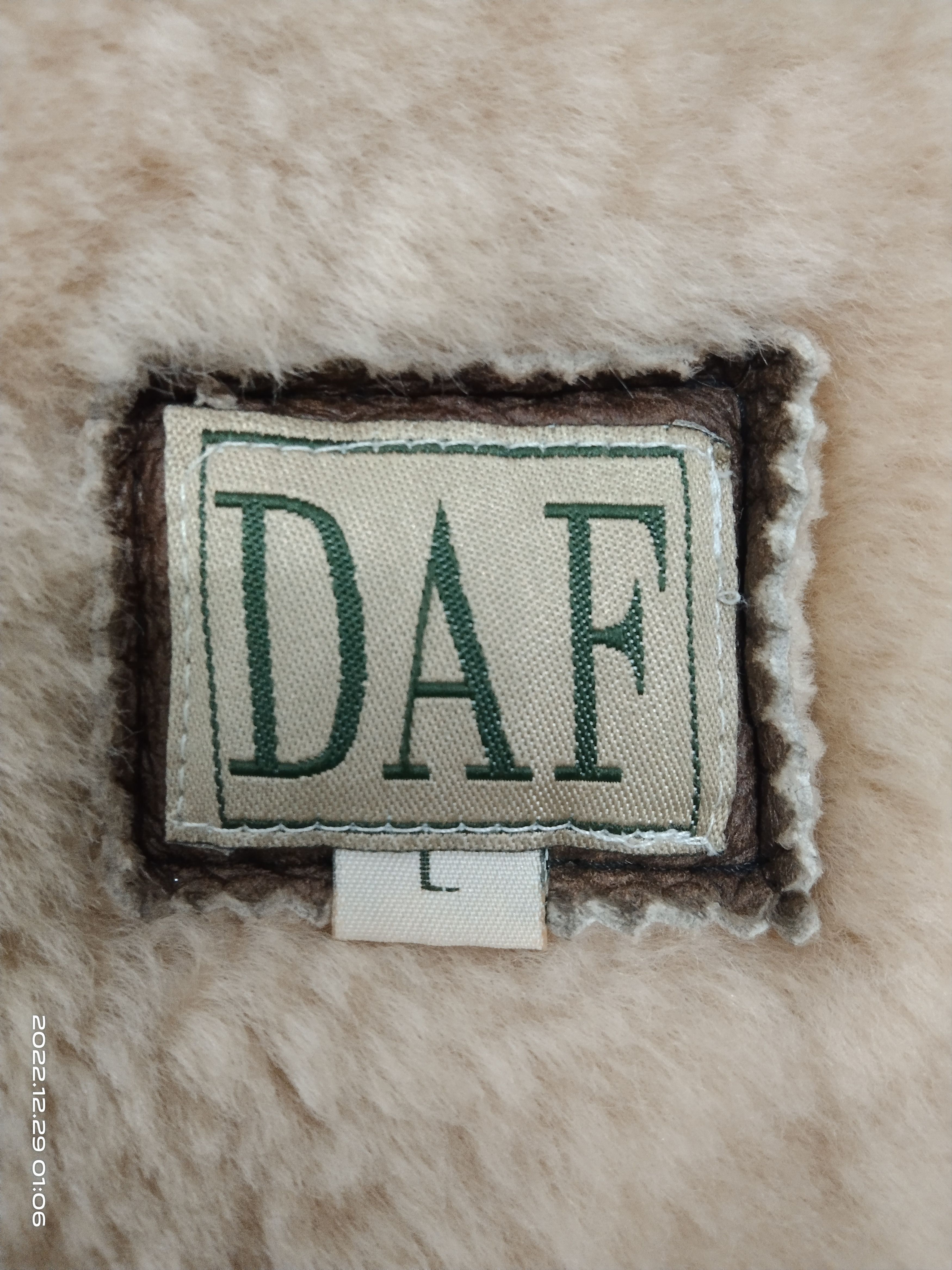 Other SHEEPSKIN SHERPA VEST JACKET Size US L / EU 52-54 / 3 - 7 Thumbnail