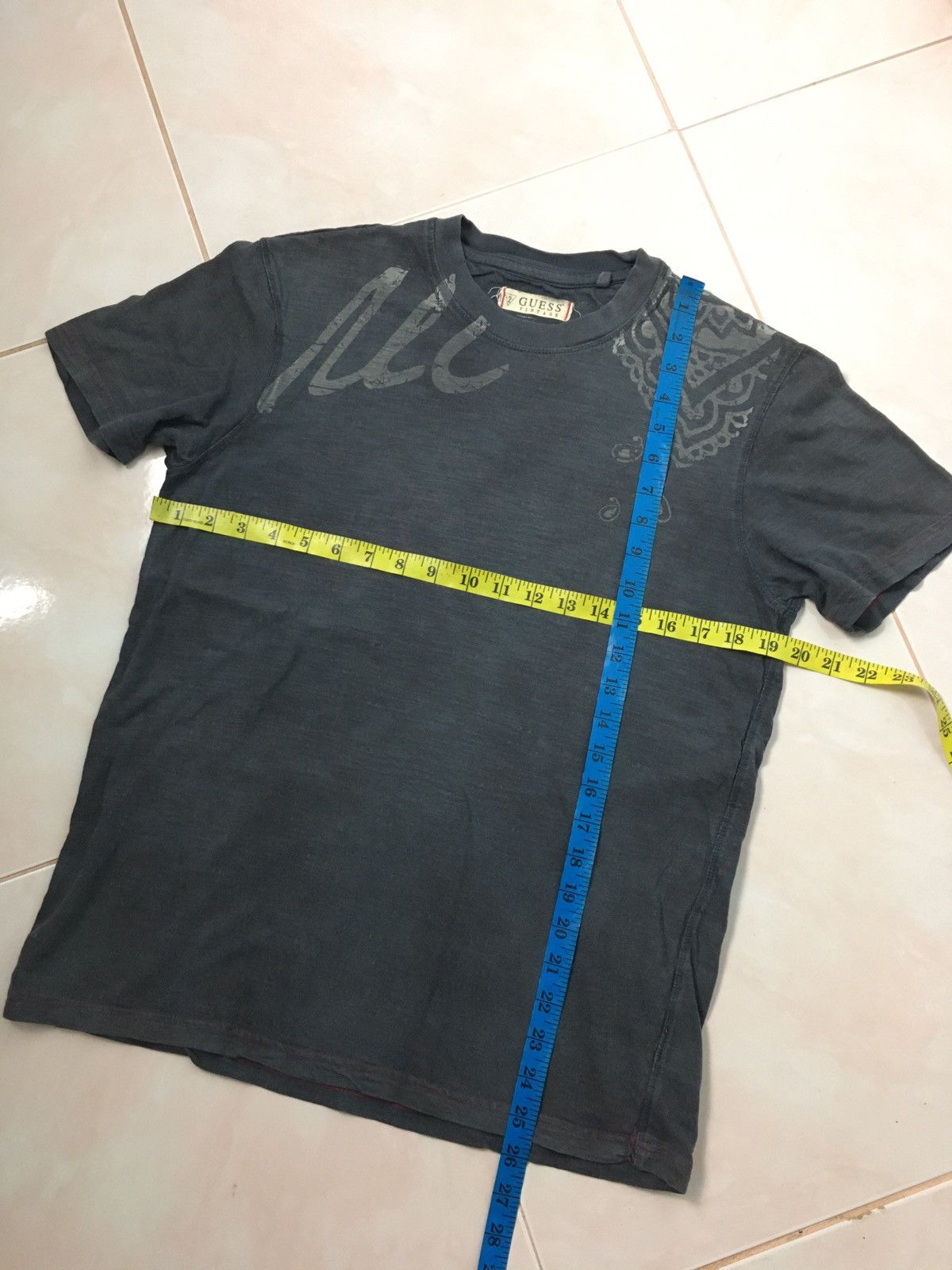 Guess × Vintage Guess Vintage Tee Shirt Size US M / EU 48-50 / 2 - 9 Thumbnail