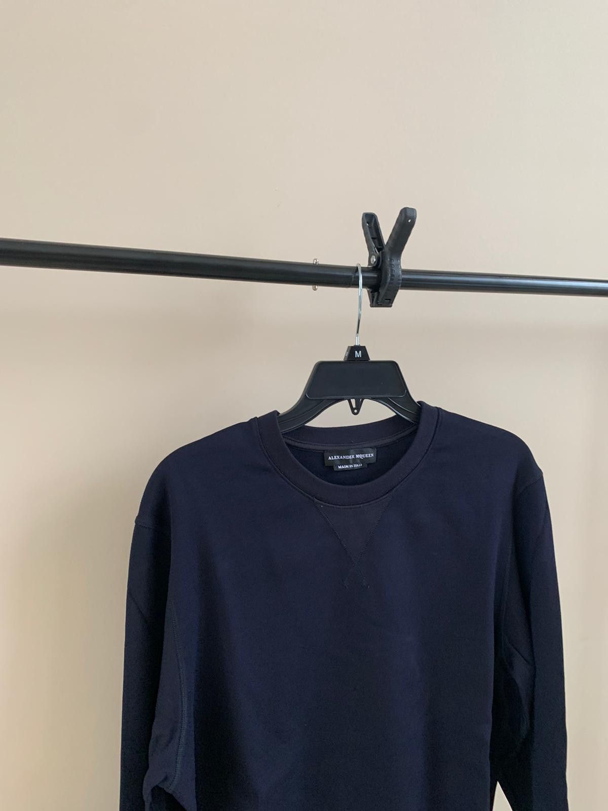 Alexander McQueen Micro Scrub Crewneck in Deep Navy Size US M / EU 48-50 / 2 - 5 Thumbnail