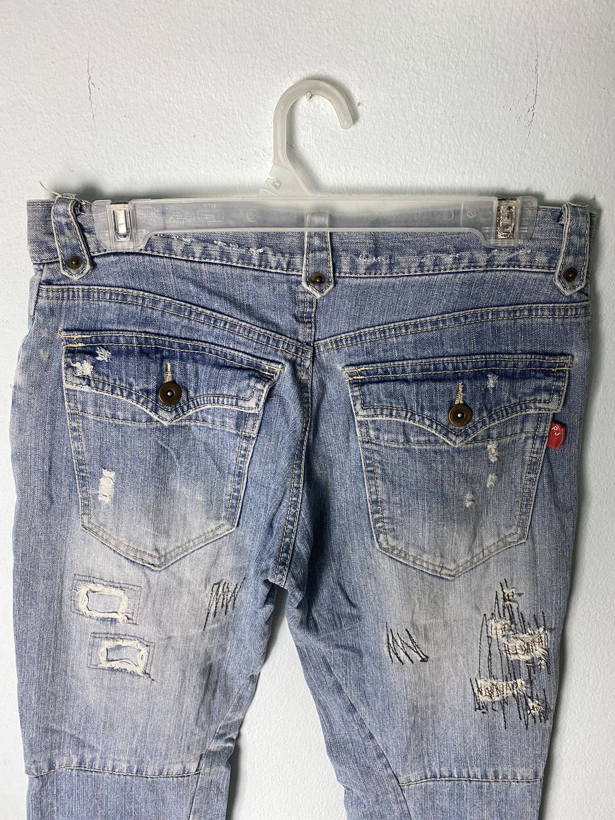 Japanese Brand Distressed Denim Design Pant Size US 30 / EU 46 - 14 Thumbnail