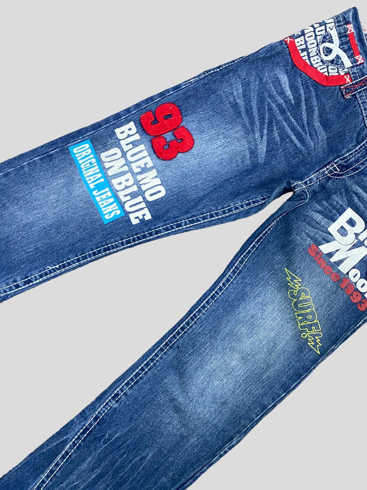 Japanese Brand VINTAGE BLUE MOON BLUE PATCHES PRINTED LOW RISE DENIM JEANS Size US 30 / EU 46 - 4 Thumbnail