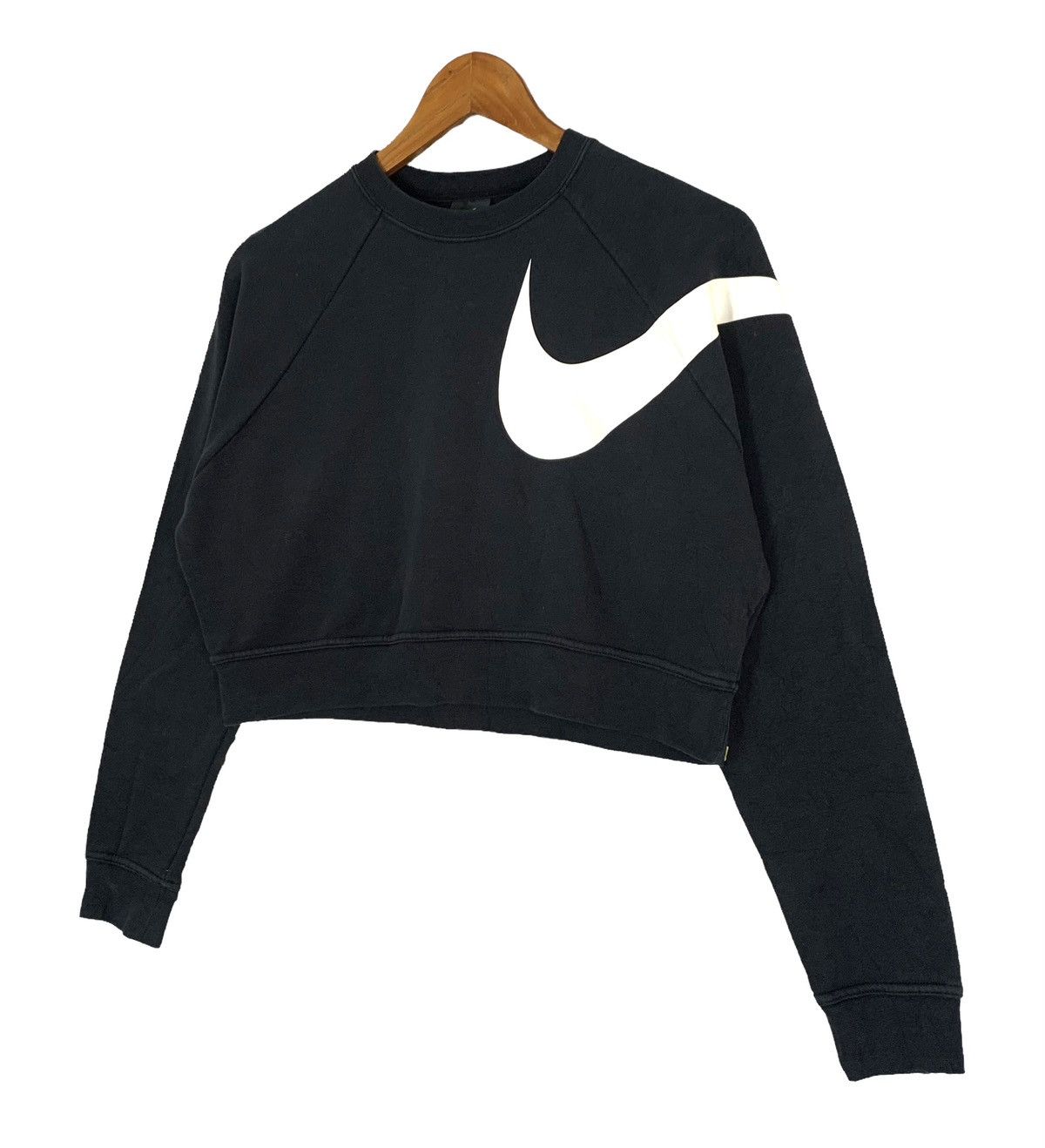 Nike Vintage Nike Swoosh Big Logo Crop Top Size XS / S Size S / US 4 / IT 40 - 3 Thumbnail