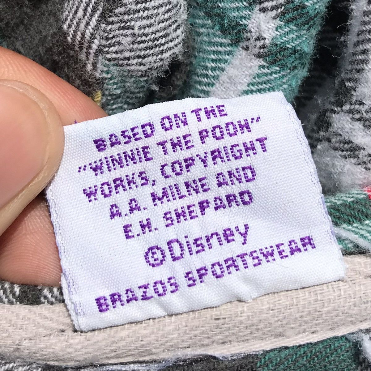 Disney Vintage Winnie The Pooh & Piglet Disney Hoodie Sweatshirt Size US XL / EU 56 / 4 - 9 Thumbnail