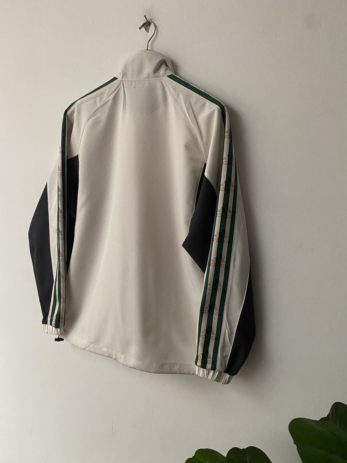 Adidas × Vintage Vintage adidas Jacket Striped Green Logo nice designer Size US M / EU 48-50 / 2 - 5 Thumbnail