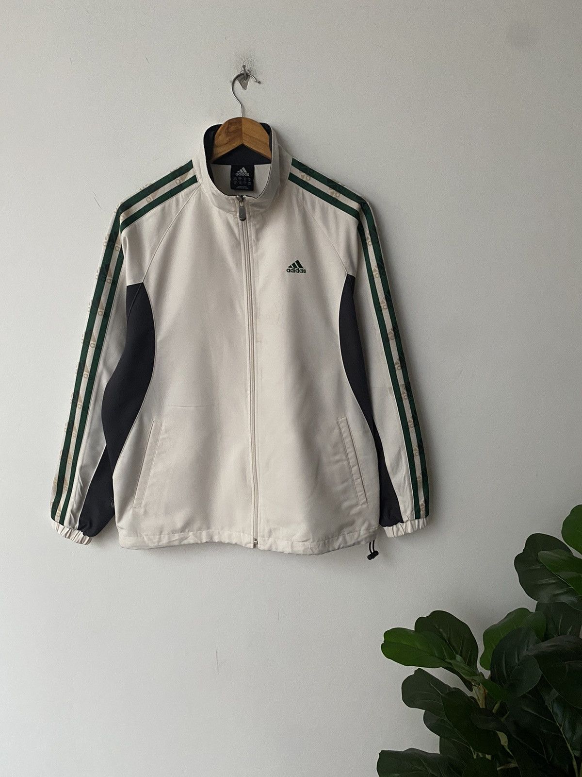 Adidas × Vintage Vintage adidas Jacket Striped Green Logo nice designer Size US M / EU 48-50 / 2 - 3 Thumbnail