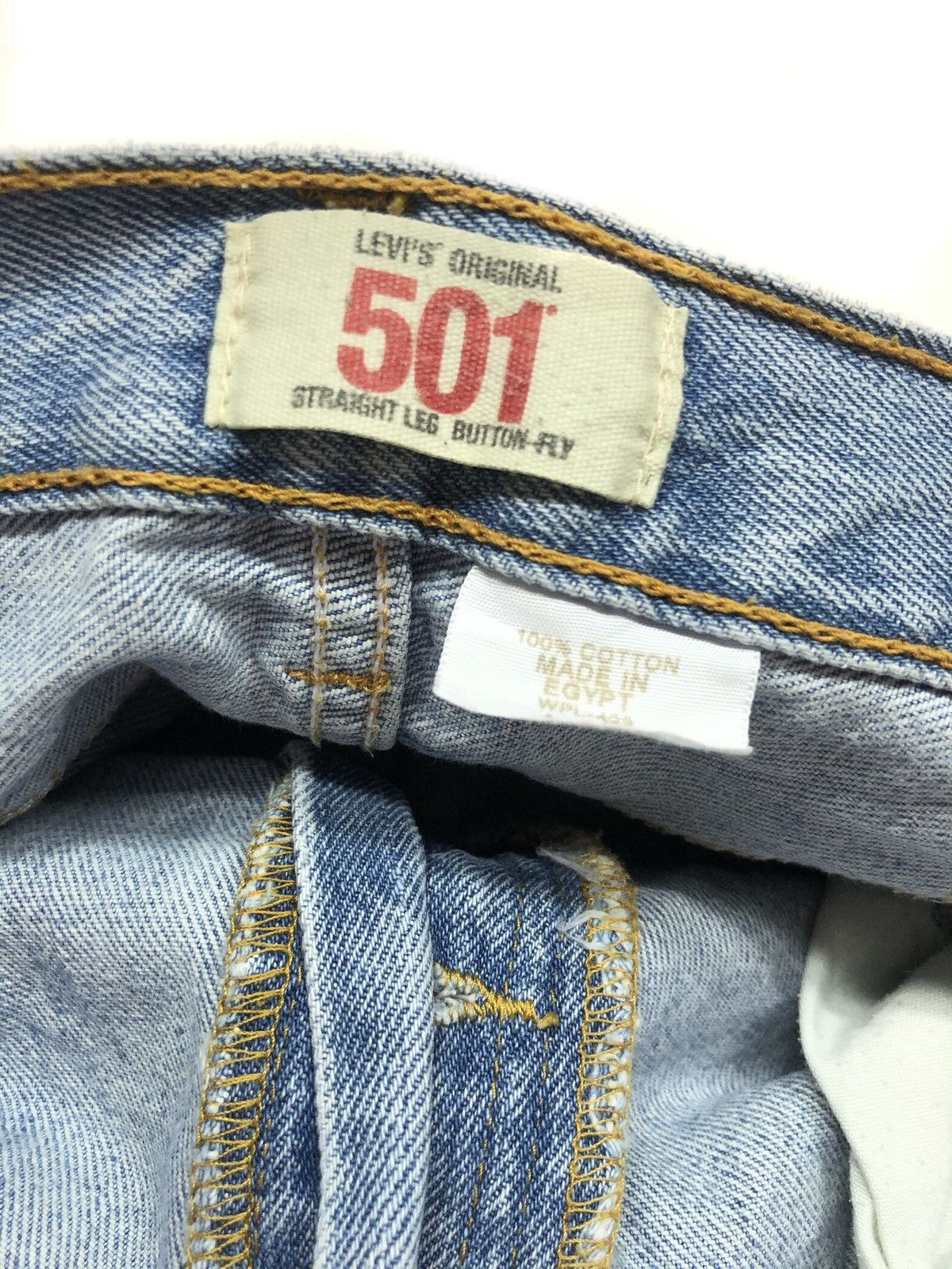 Levi's × Levi's Vintage Clothing × Vintage VINTAGE LEVIS 501 BLUE WASH DENIM Size US 35 - 12 Thumbnail