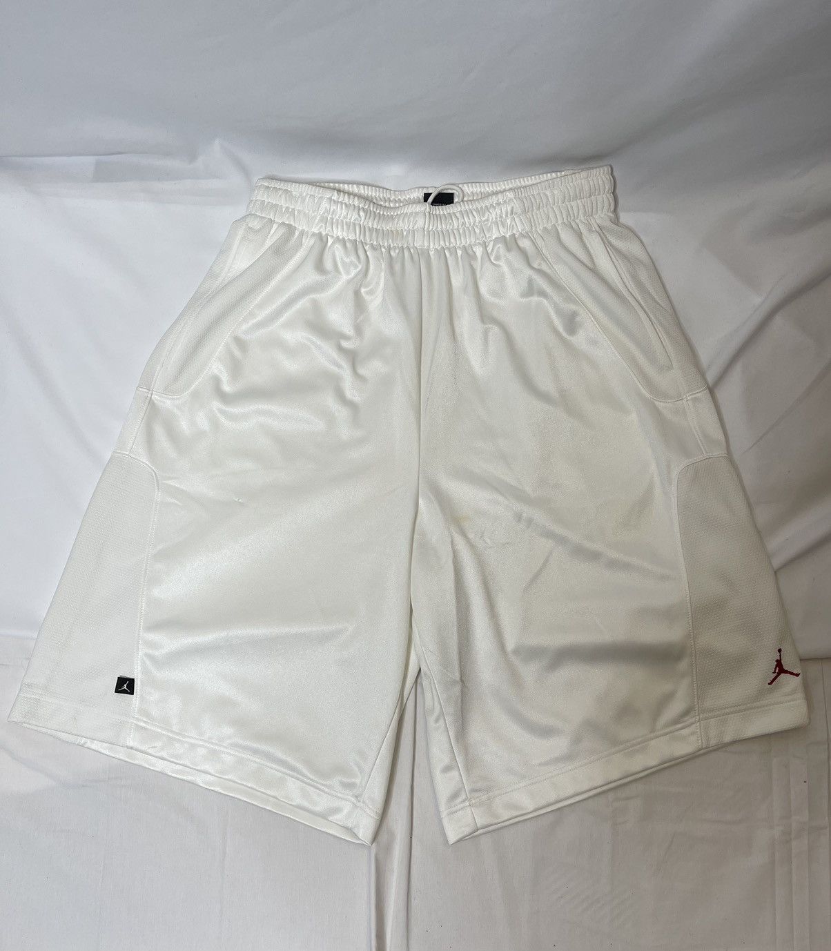 Jordan Brand Huf Nike sb vans shorts yeezy supreme jordan kith off white Size US 40 / EU 56 - 1 Thumbnail