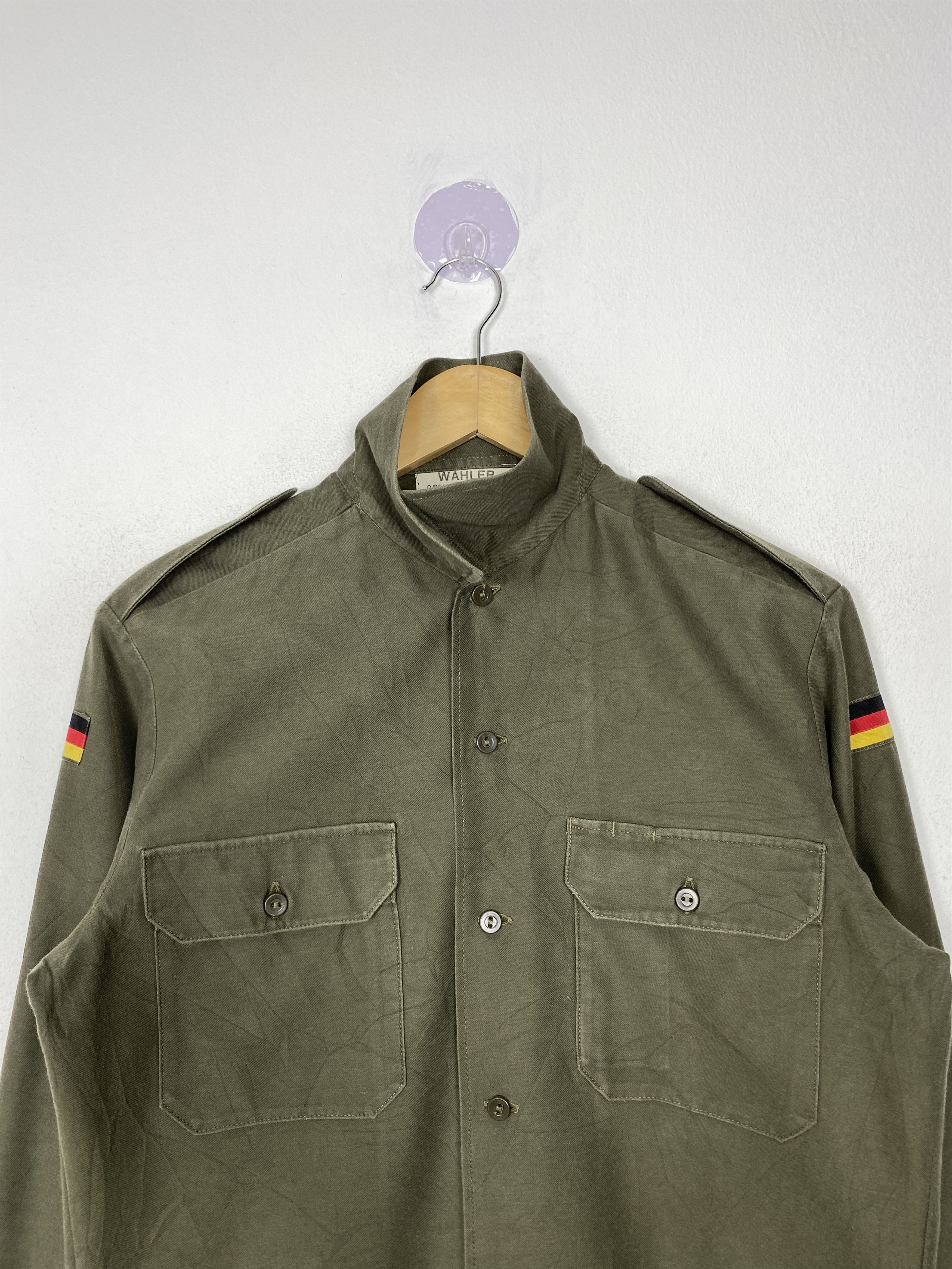 Vintage Vintage Wahler Military Button Up Jacket J1526 Size US S / EU 44-46 / 1 - 2 Thumbnail