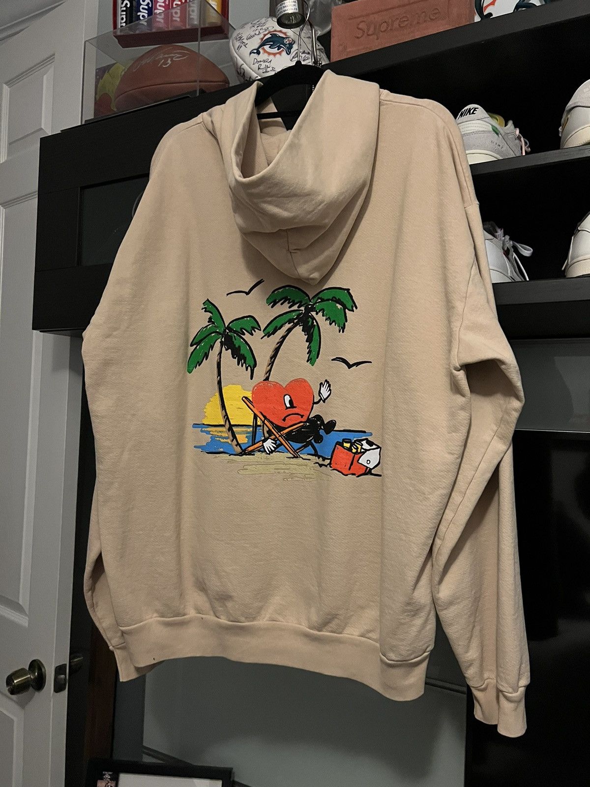 Other Bad Bunny Tour Hoodie Size US XXL / EU 58 / 5 - 2 Thumbnail