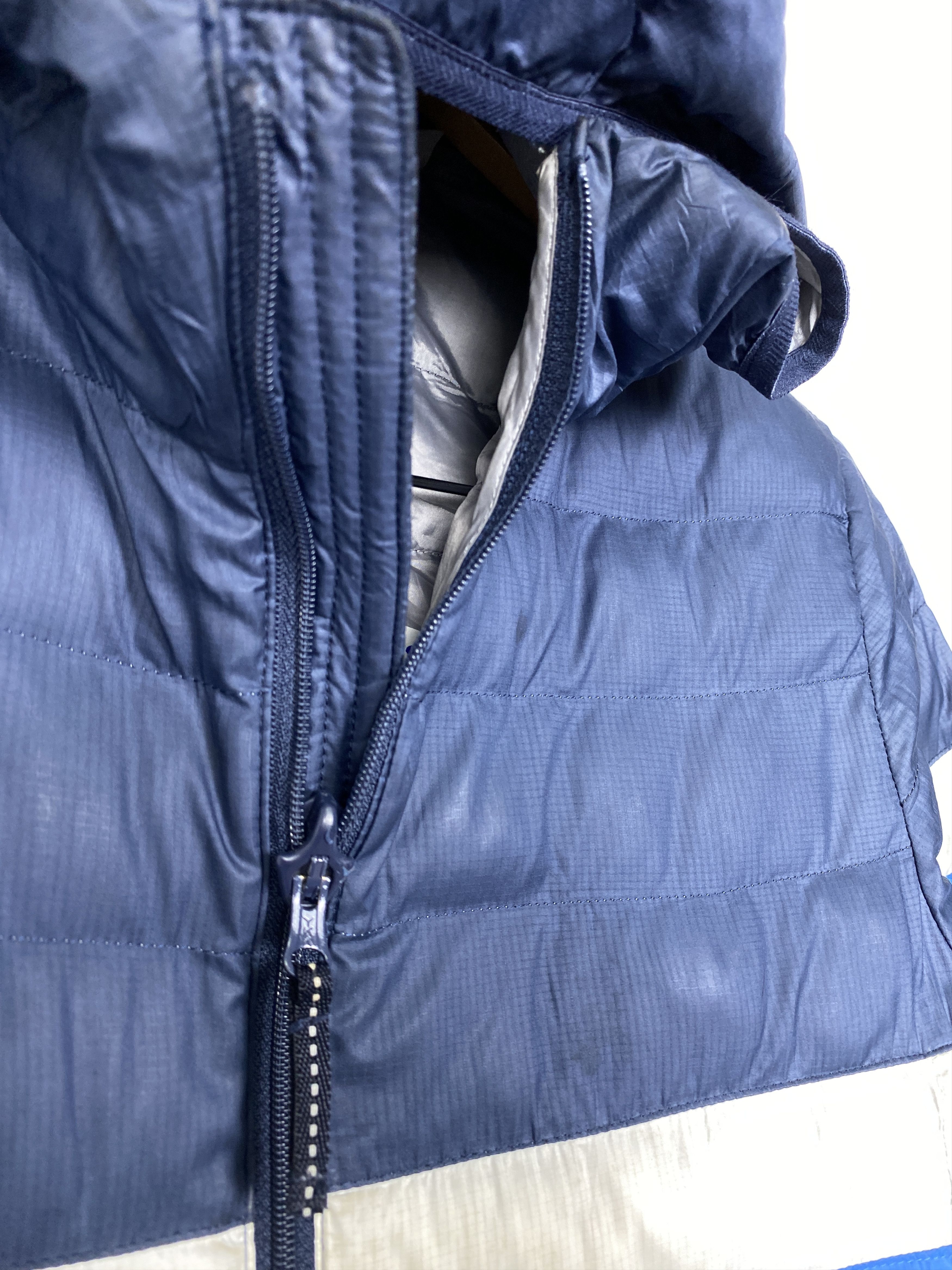 Uniqlo Vintage Uniqlo Hoodie Puffer Kid Jacket J1527 Size US S / EU 44-46 / 1 - 5 Thumbnail