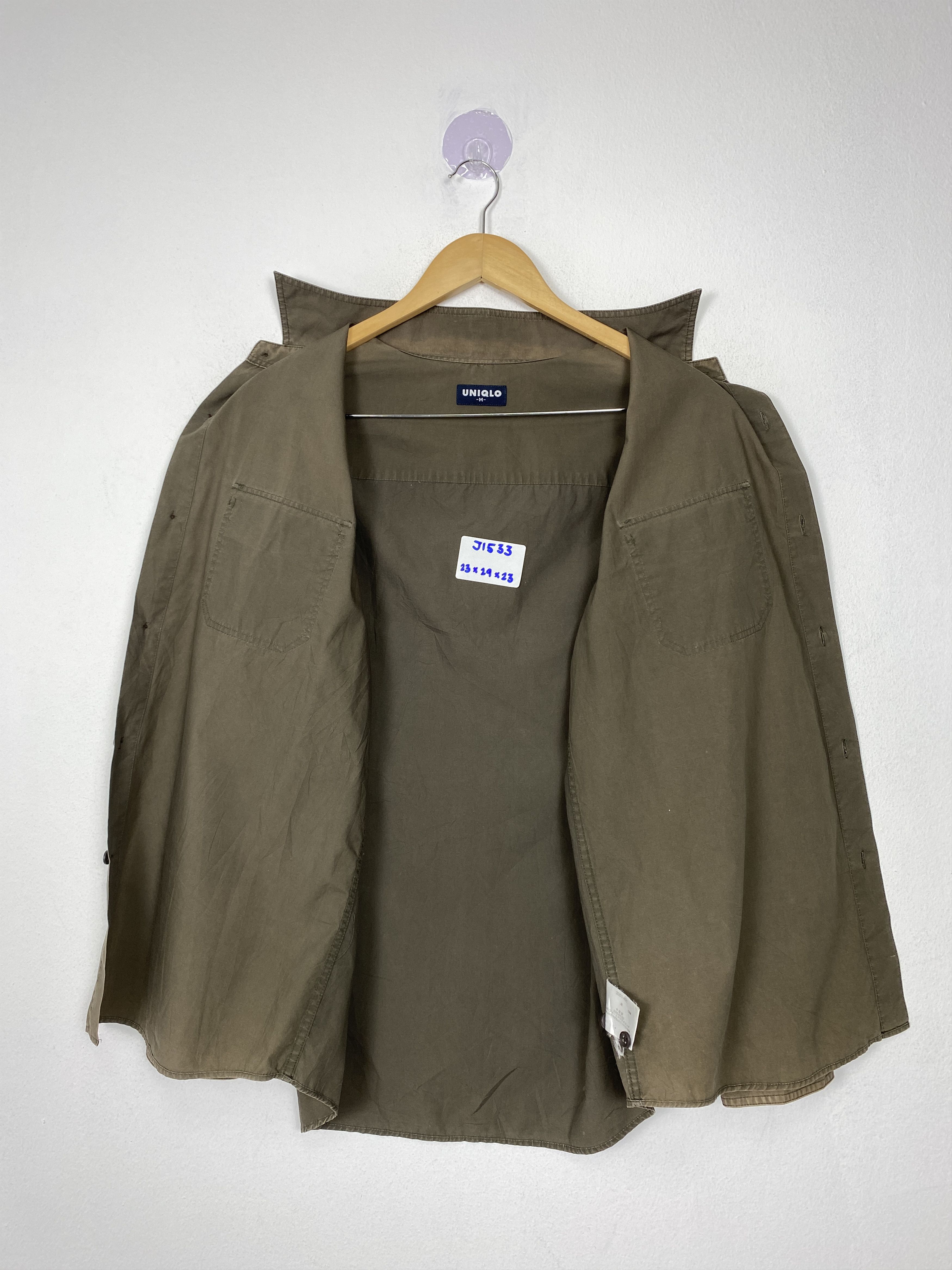 Uniqlo Vintage Uniqlo Long Sleeve T-Shirts J1533 Size US S / EU 44-46 / 1 - 8 Thumbnail