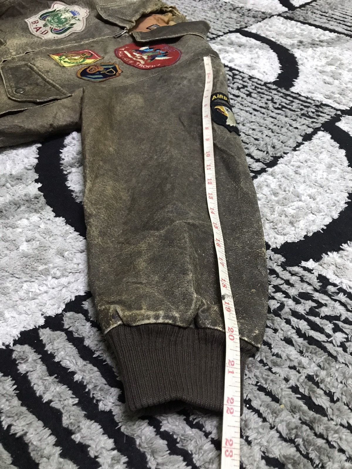 Vintage 🔥Rare flight jacket with patches Size US M / EU 48-50 / 2 - 9 Thumbnail