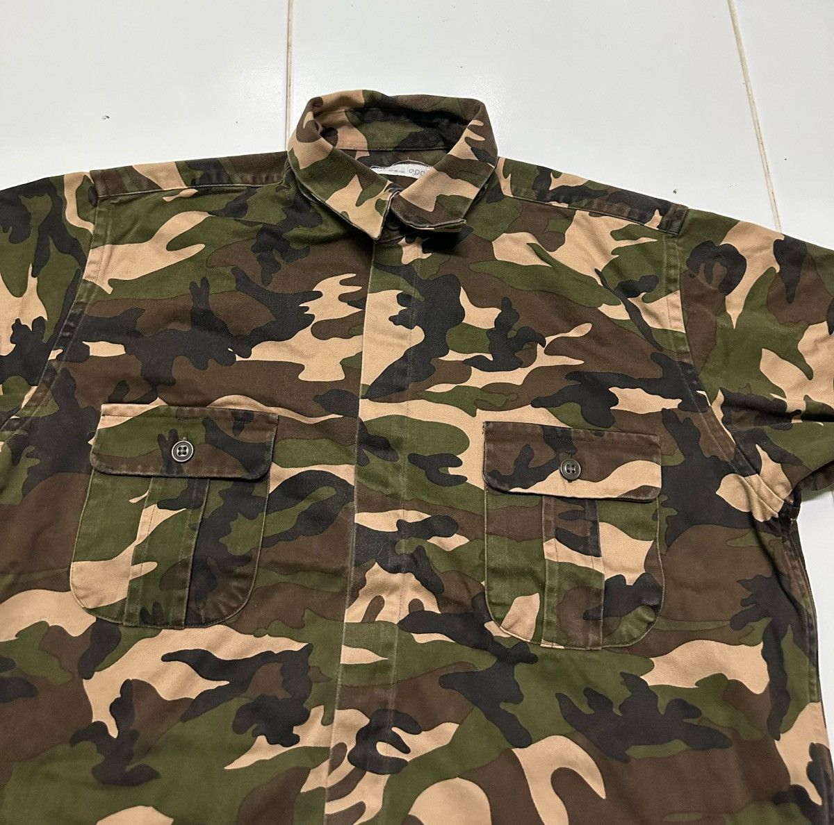 Japanese Brand camouflage shirts Size US M / EU 48-50 / 2 - 3 Thumbnail