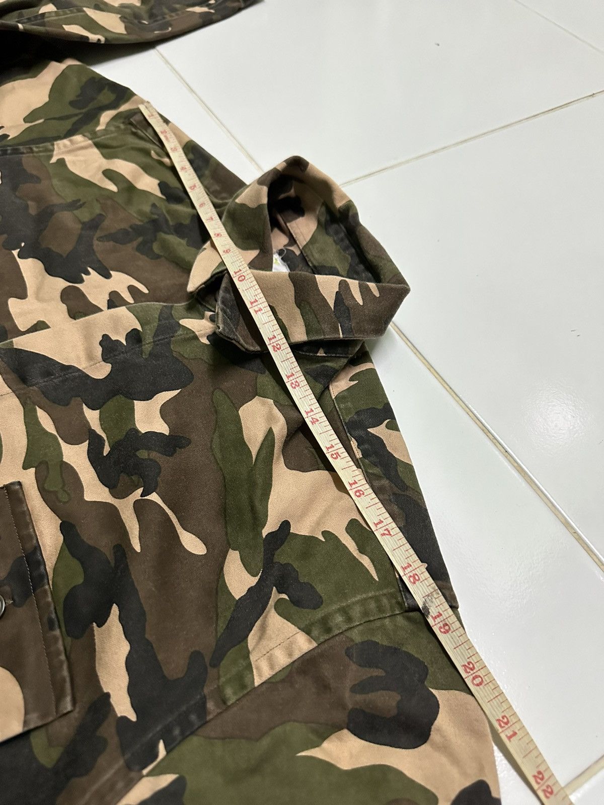 Japanese Brand camouflage shirts Size US M / EU 48-50 / 2 - 6 Thumbnail
