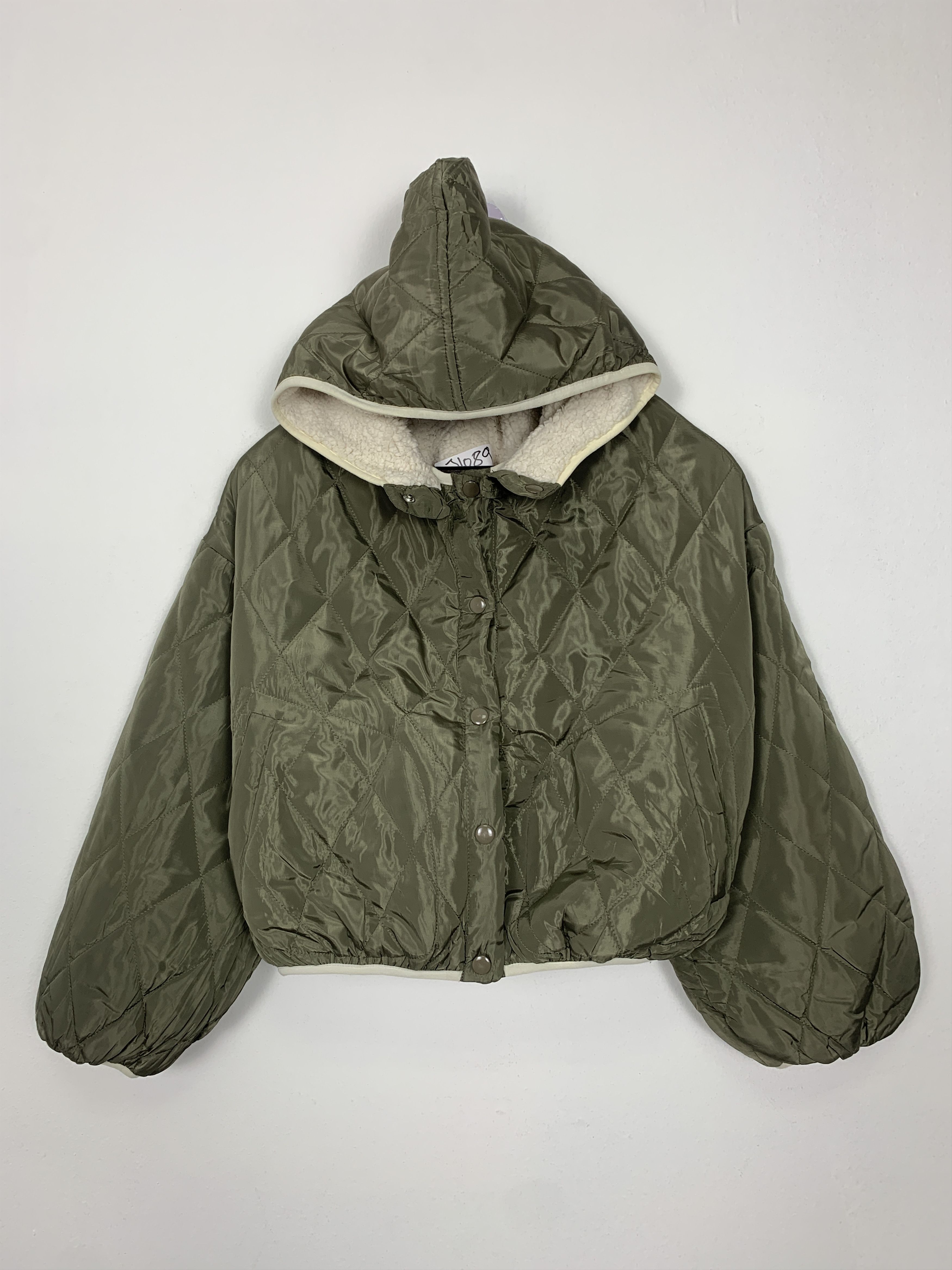 Vintage Vintage Nice Claup Reversible Quilted Sherpa Lining Jacket