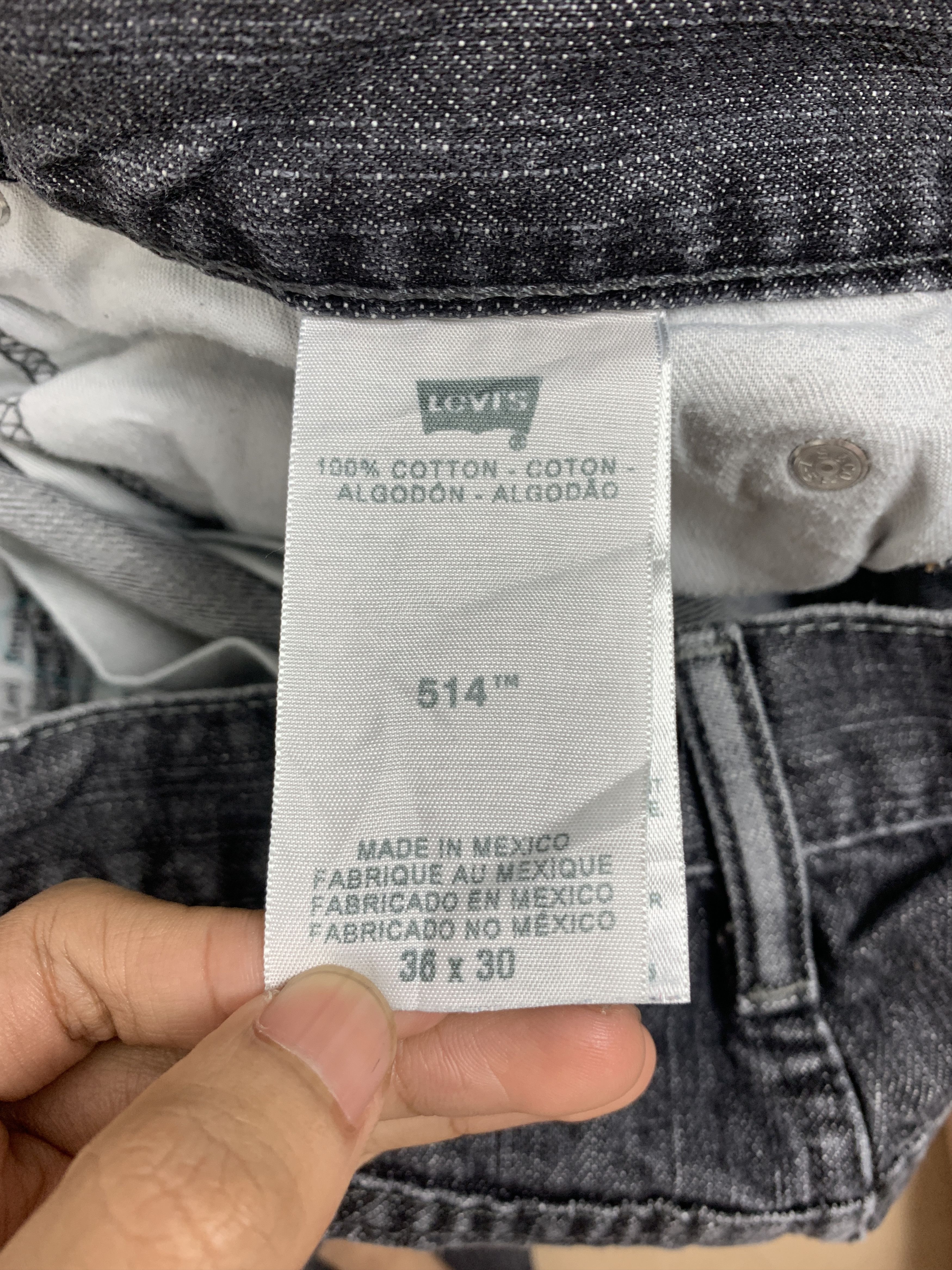 Levi's × Vintage Vintage LEVI's 514 Distressed Faded Straight Cut Black Jeans Size US 36 / EU 52 - 12 Thumbnail