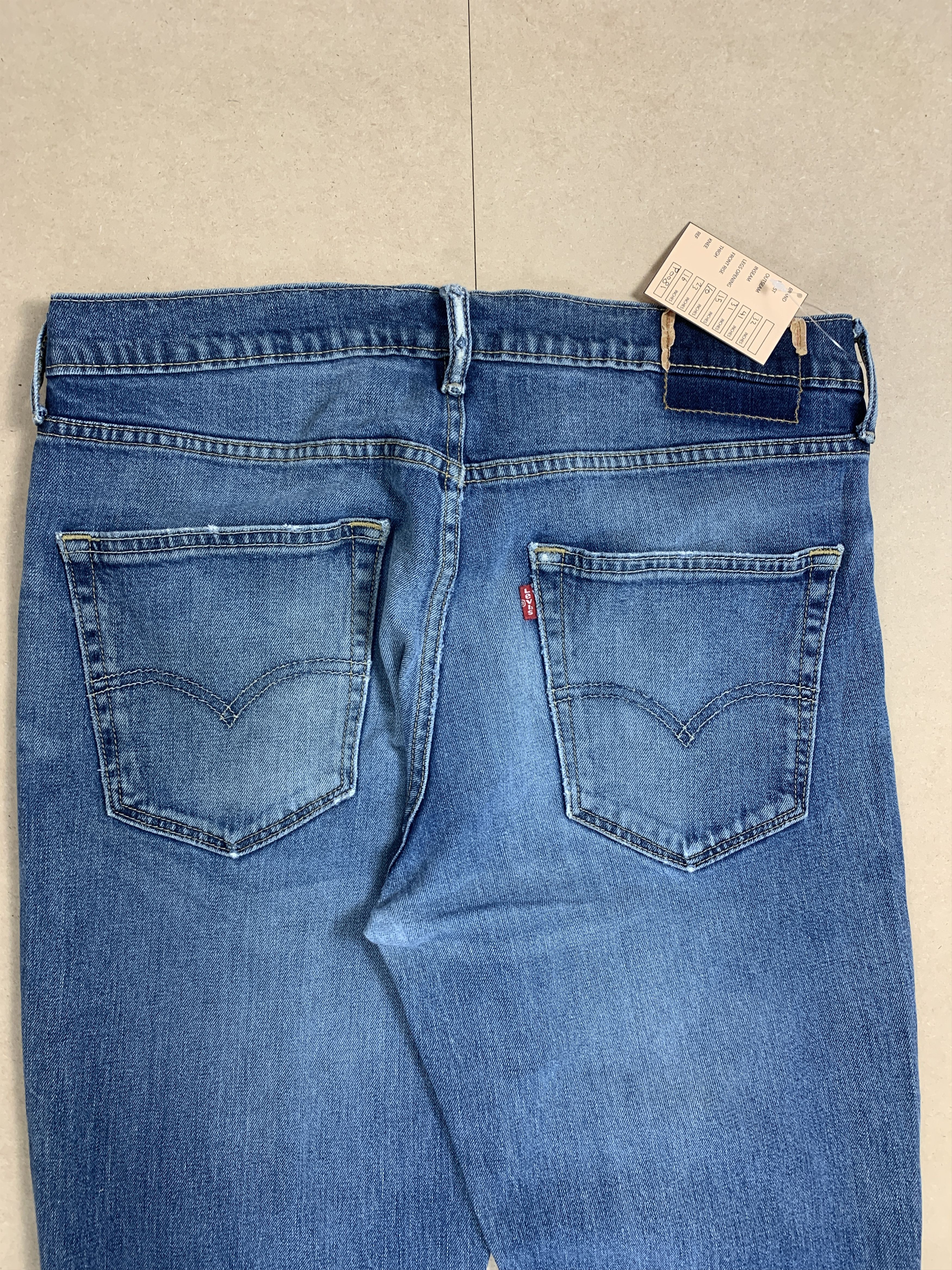 Levi's × Vintage Vintage LEVI'S 541 Athletic Taper Mid Wash Jeans Size US 32 / EU 48 - 7 Thumbnail