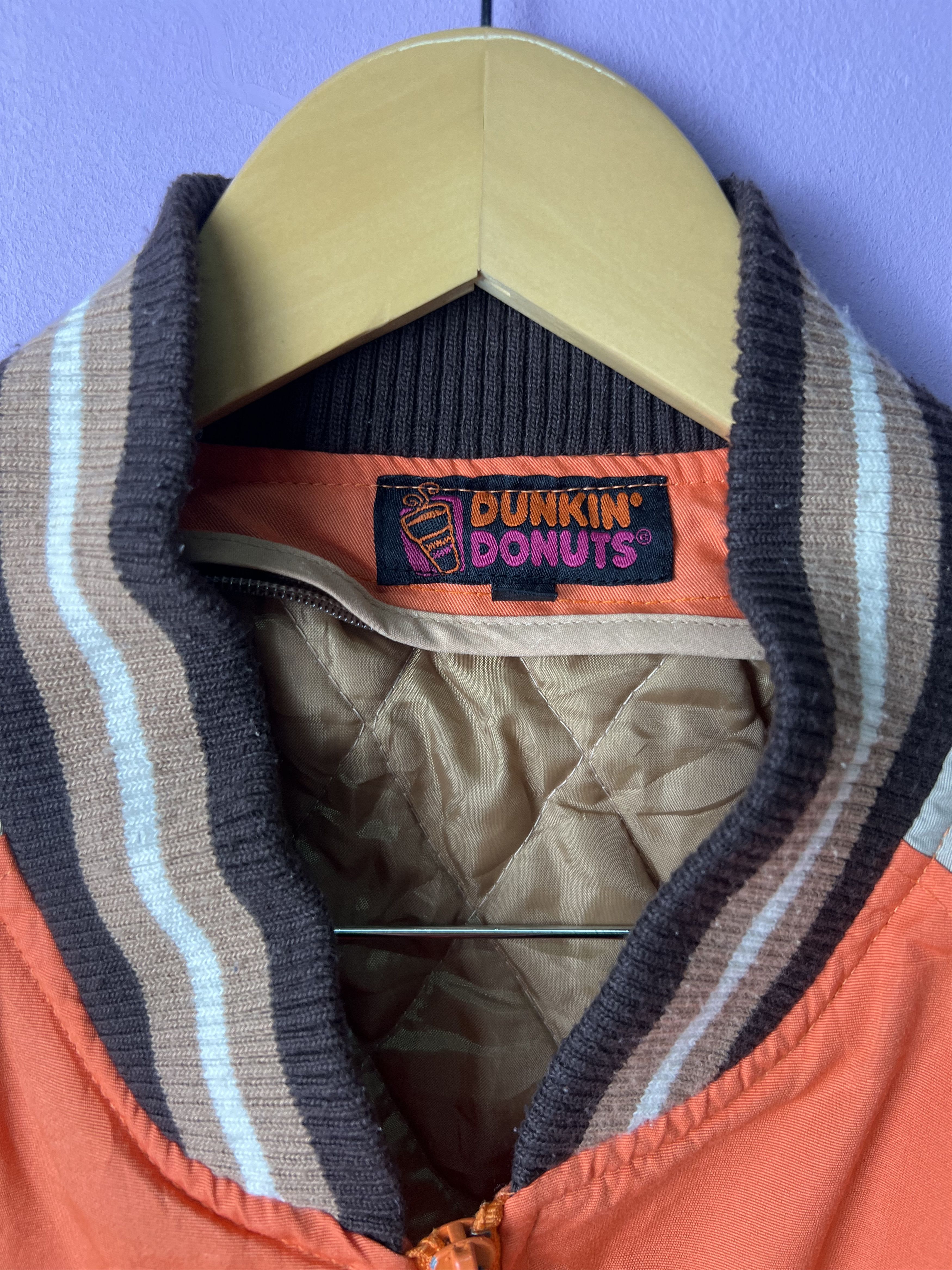 Japanese Brand 🔥Rare Dunkin Donuts Quilted Jackets Size US M / EU 48-50 / 2 - 13 Thumbnail